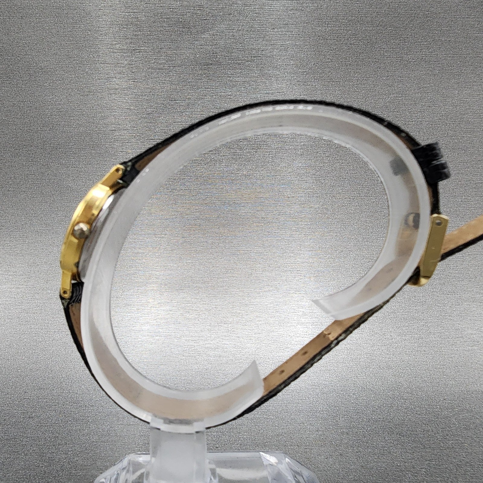 Seiko Watch Women 23mm White Dial Gold Tone 73210100 New Battery6
