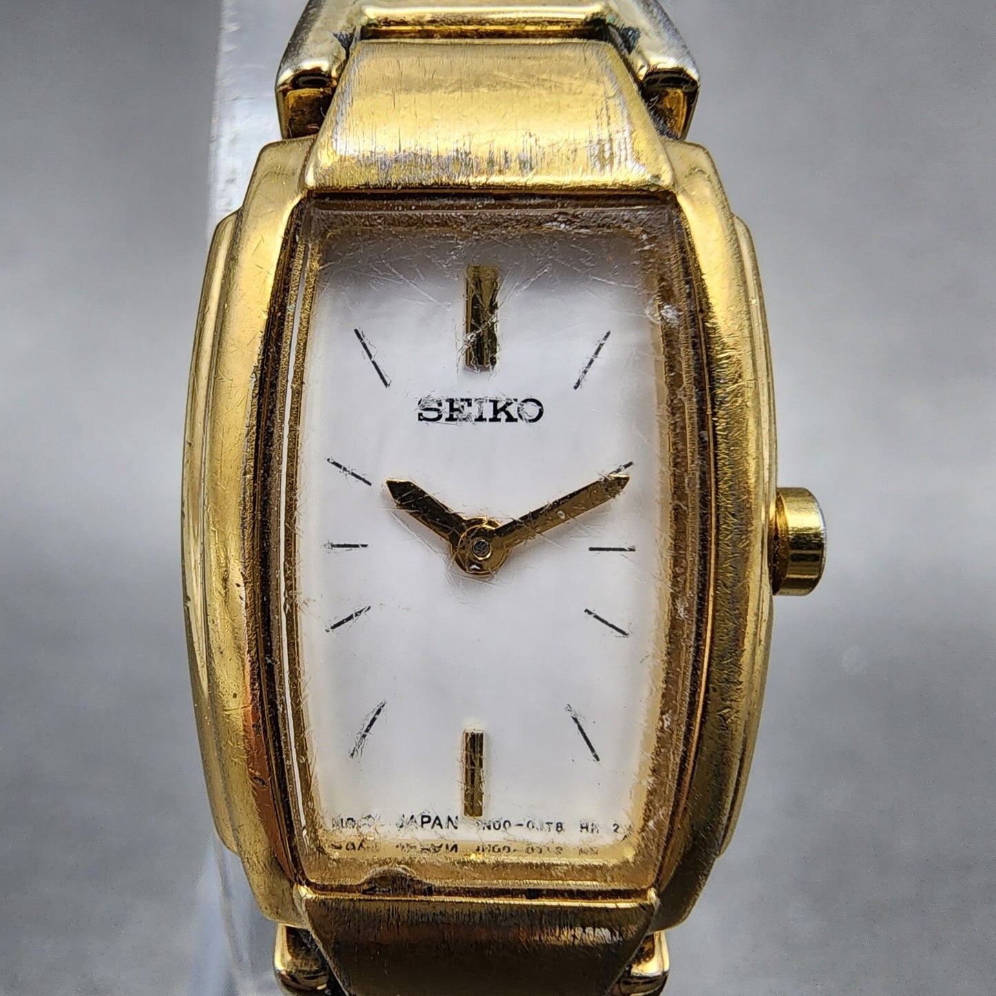 Seiko Tank Watch Women 16mm White Dial Gold Tone Rectangle 1N000GA0 New Battery1