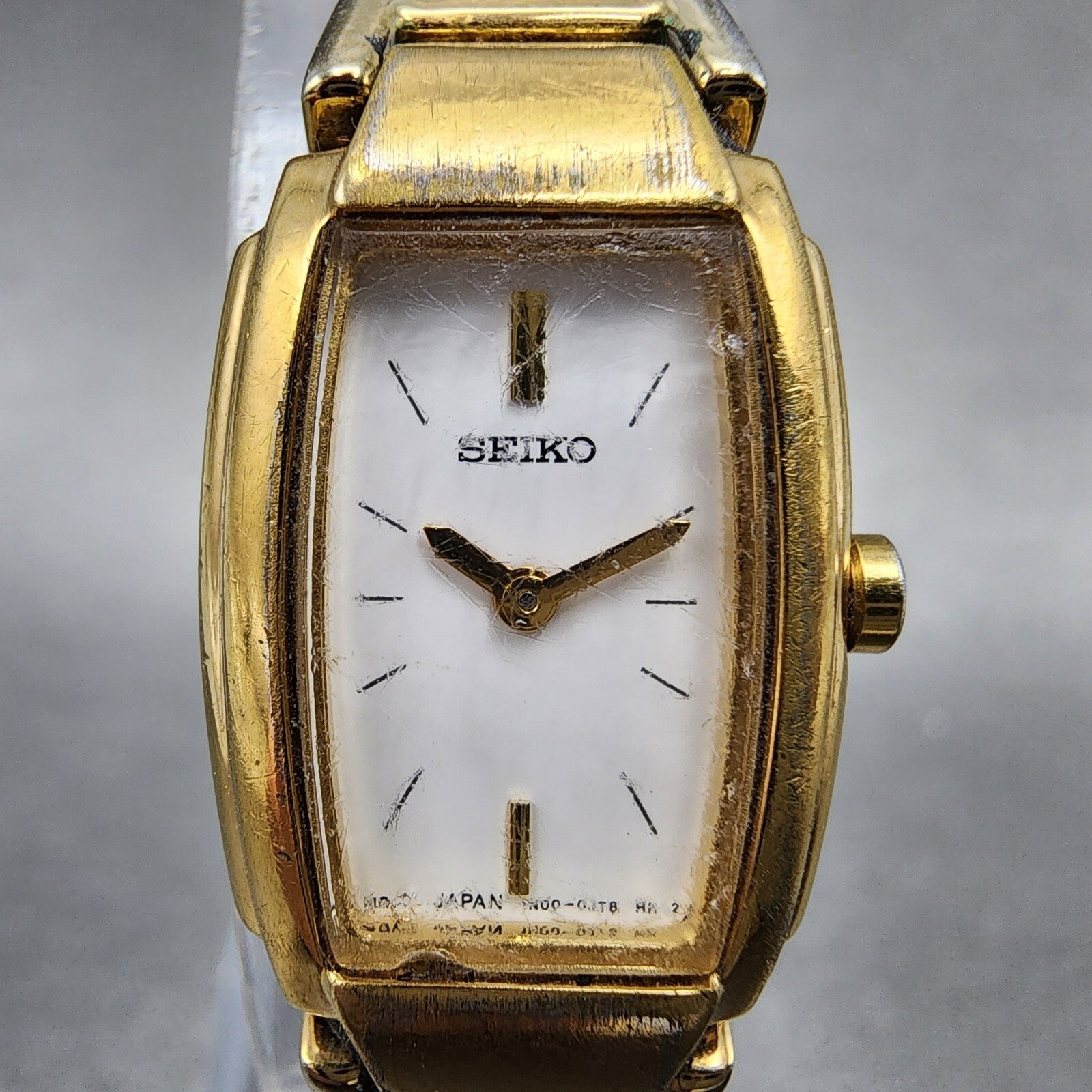 Seiko Tank Watch Women 16mm White Dial Gold Tone Rectangle 1N000GA0 New Battery1