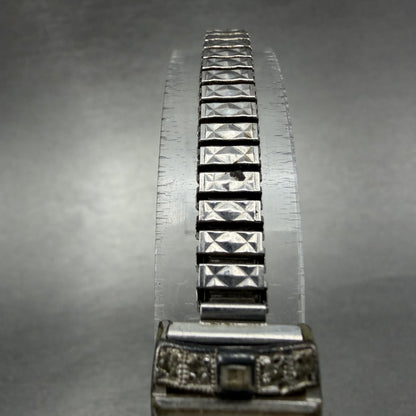 Seiko Solar Watch Women 15mm Silver Dial Silver Tone Manual Tank 10-3160 Runs5