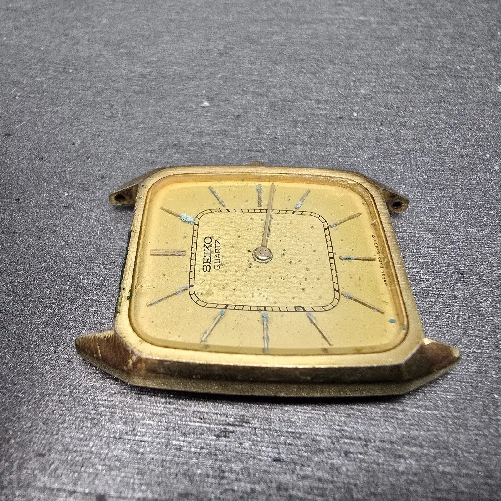 Seiko Tank Watch Men 27mm Champagne Dial Gold Tone Rectangle 6020-5409 PARTS VTG4