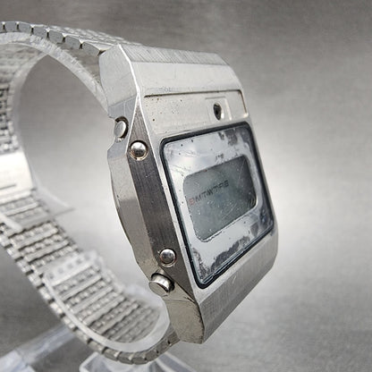 Seiko Digital Watch Men 33mm Silver Tone Alarm Chrono A6395039 READ!!!!3