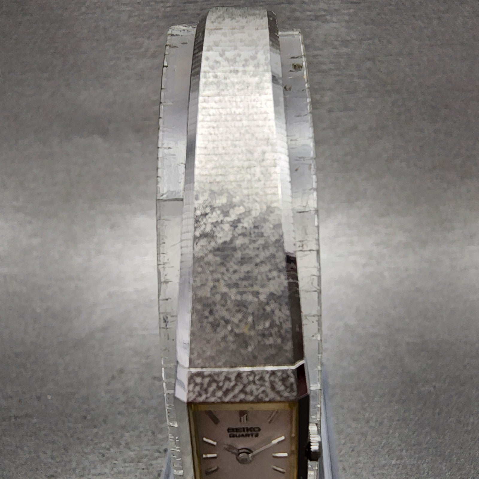 Seiko Tank Watch Women 12mm Silver Dial Silver Tone 2e205029 New Battery4