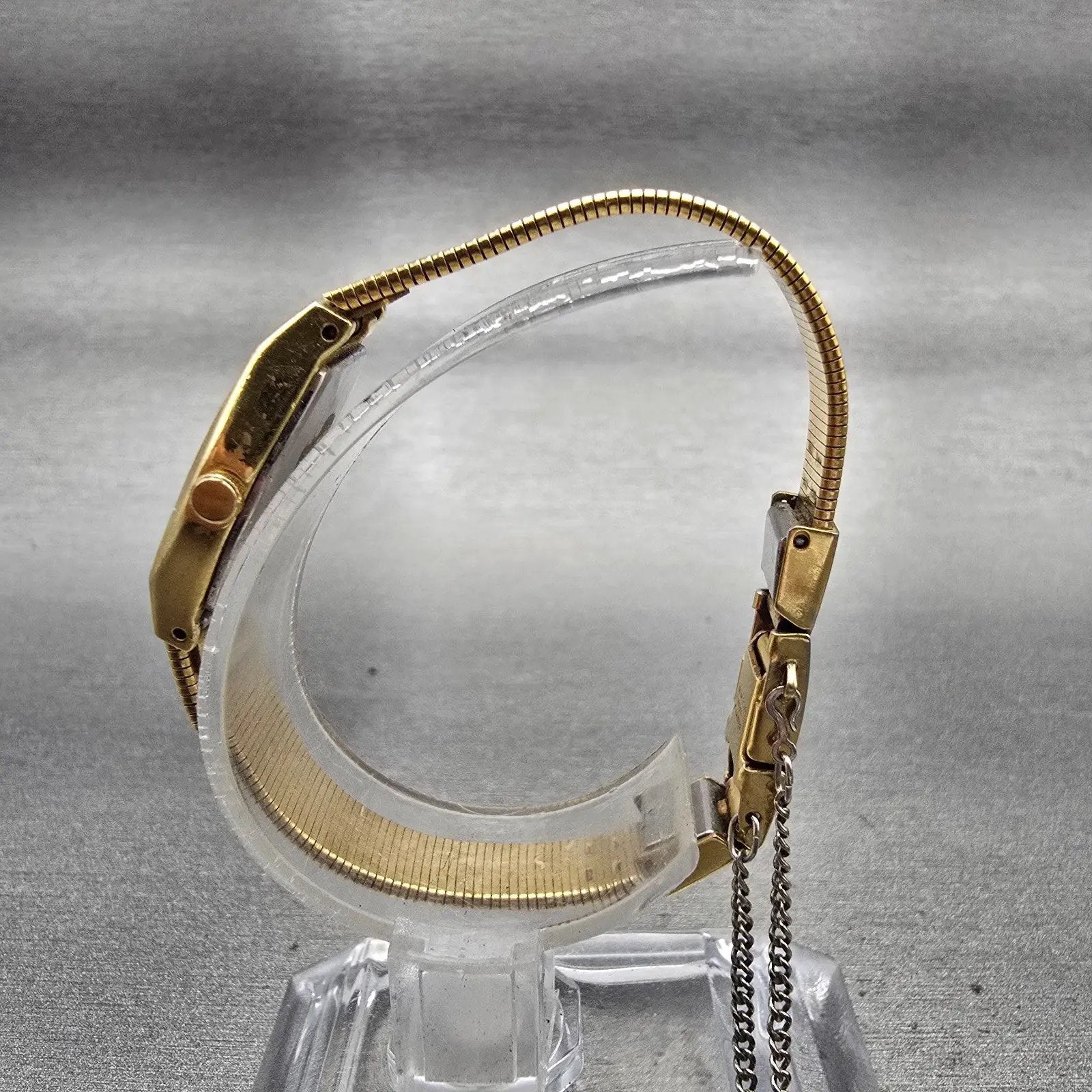 Seiko Watch Women 17mm Gold Dial Gold Tone Oval 2P20-5259 New Battery Vintage6