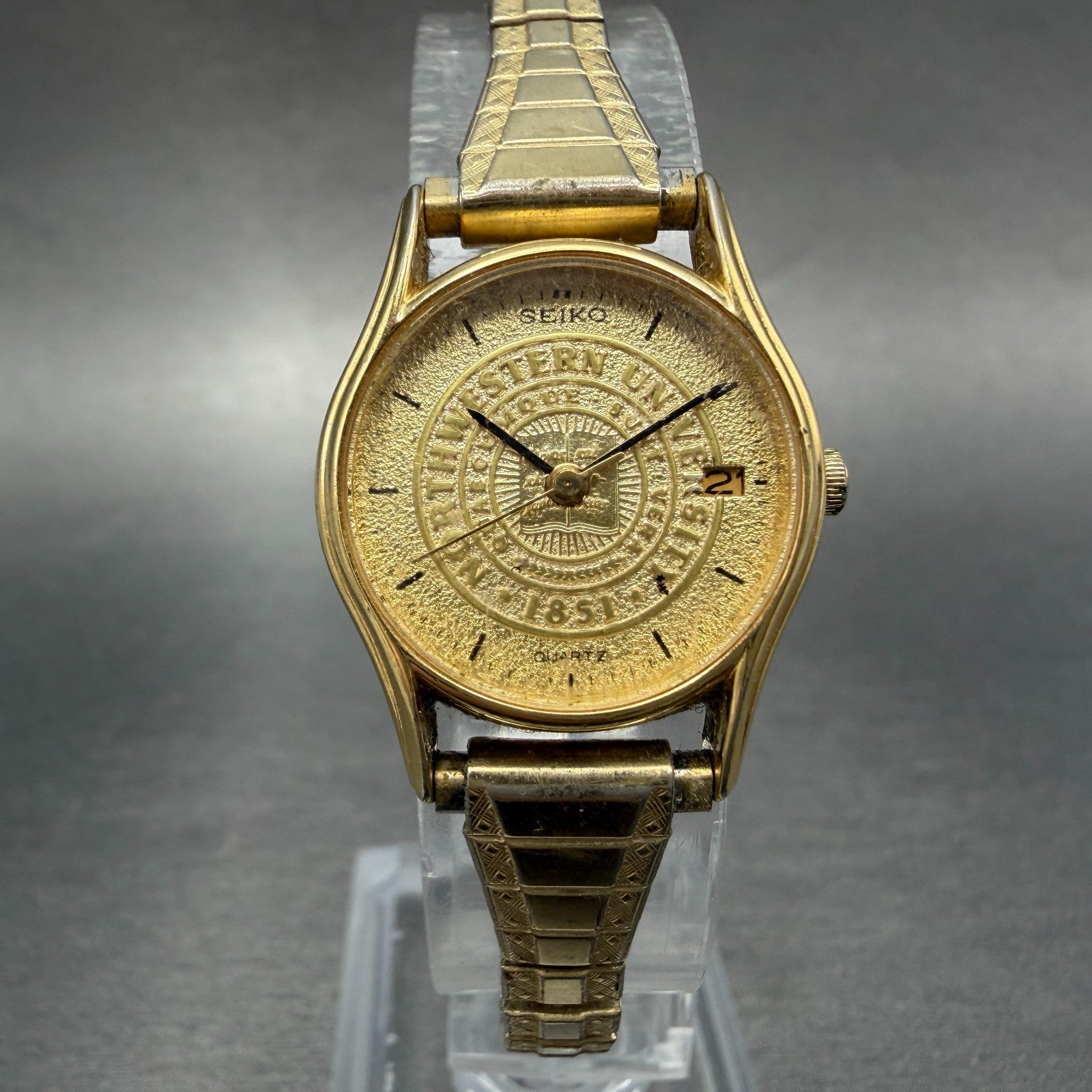 Seiko Watch Women 22mm Champagne Dial Gold Tone Date Round 2A22-0229 New Battery0