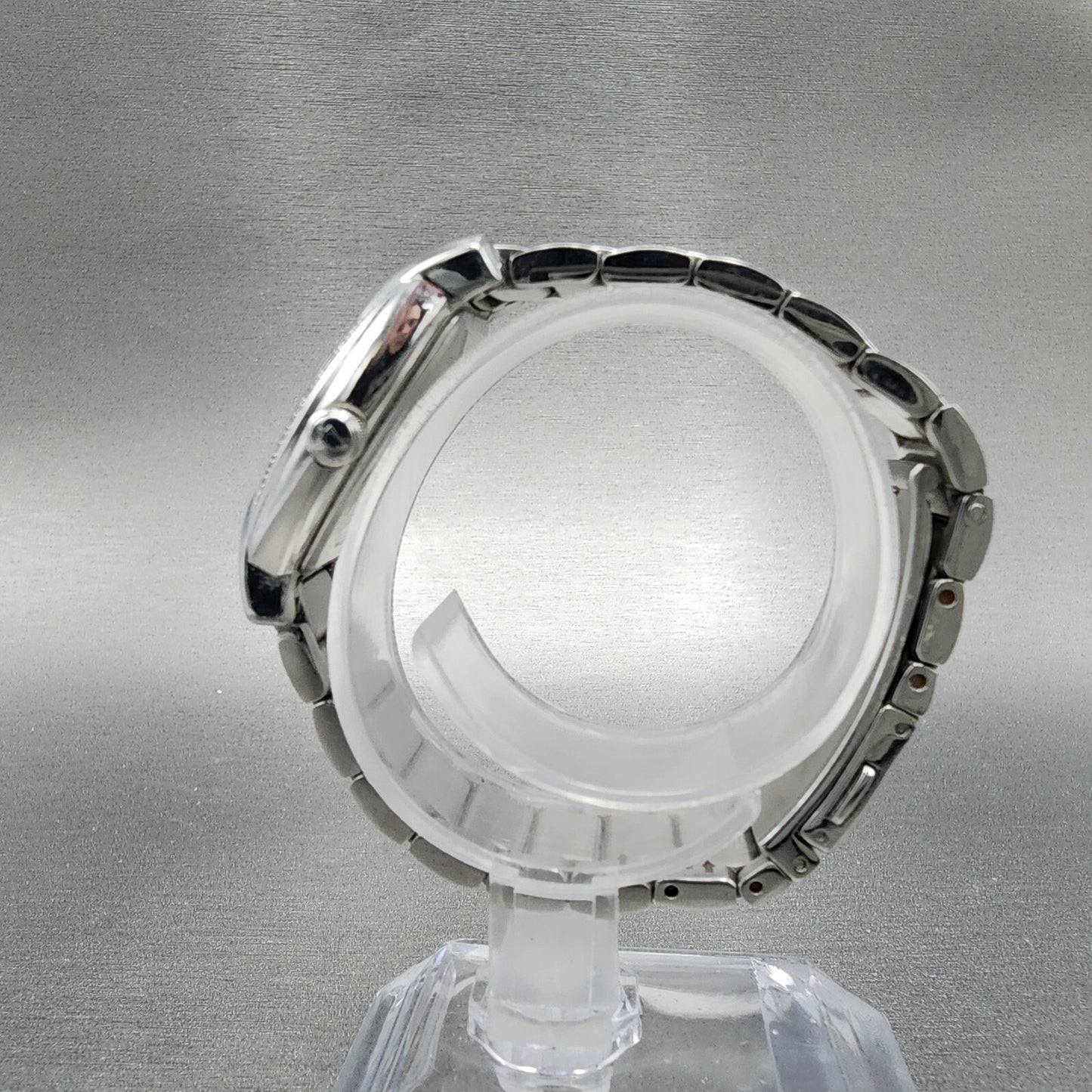 Bulova Watch Women 26mm White Dial Stainless Steel Tonneau 96R135 New Battery6