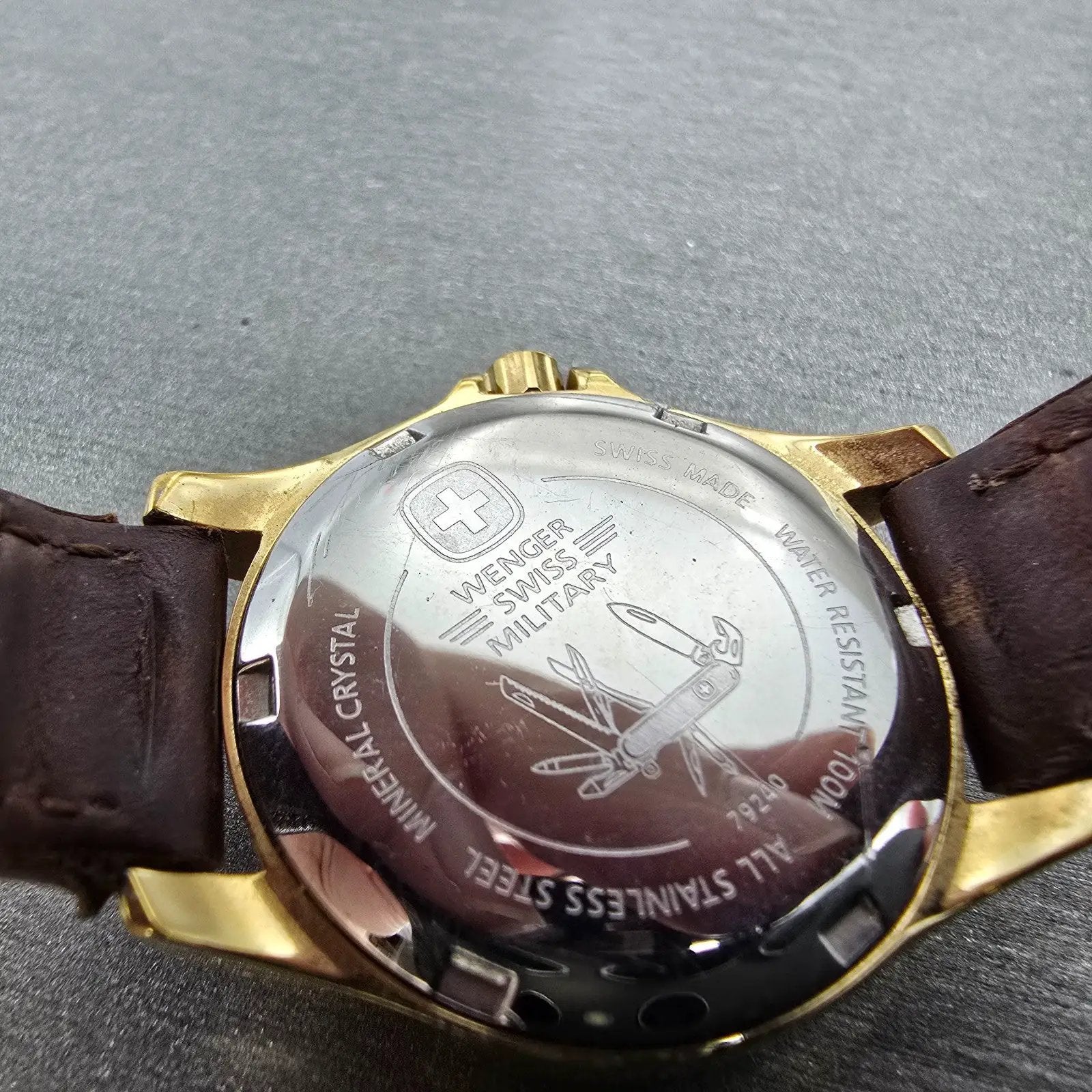 Wenger Swiss Military Watch Women 28mm White Dial Gold Tone Date 79240 New BattL9
