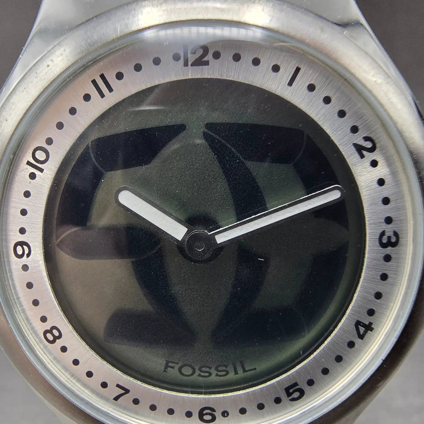 Fossil Big Tic Watch Men 38mm Black Dial Silver Tone Round JR-7843 New Battery1