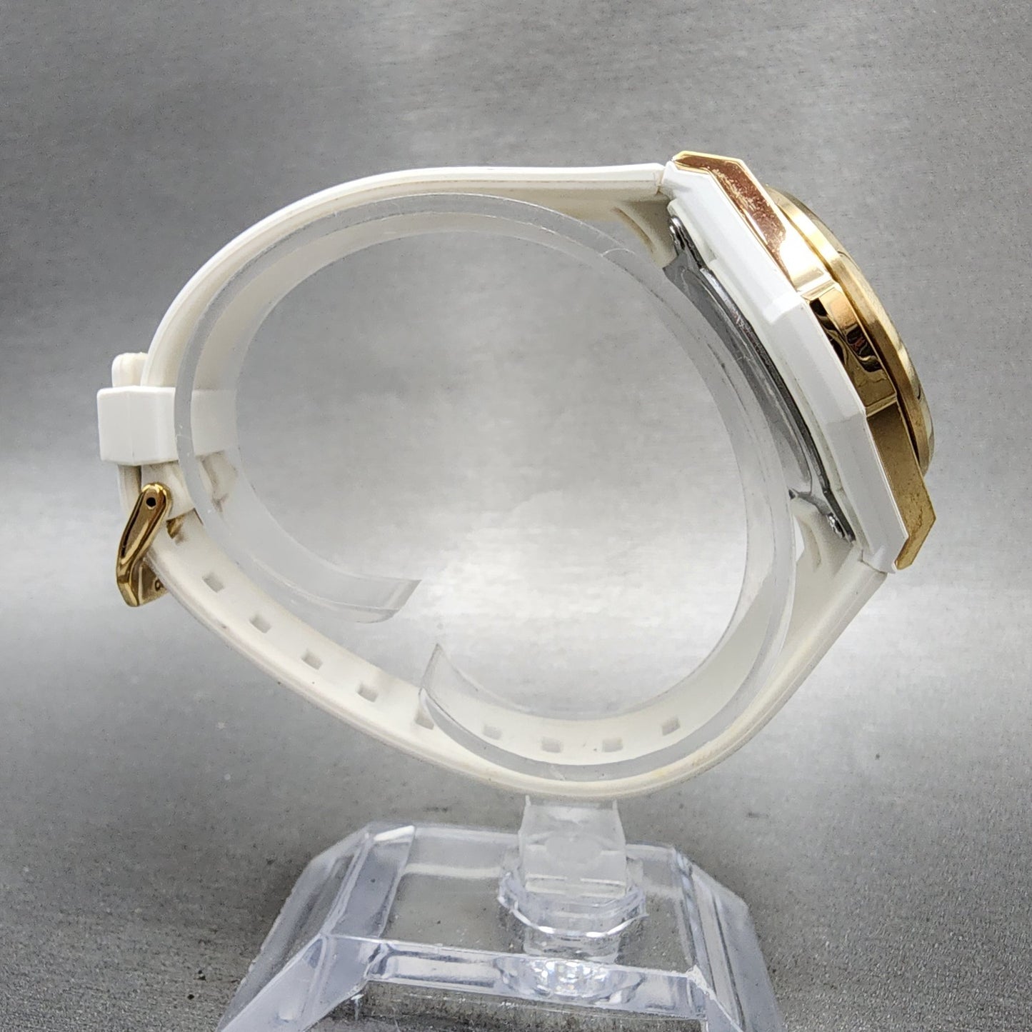 Casio BabyG Watch Women 37mm White Dial Rose Gold Tone Date Solar MSGS500 Runs8