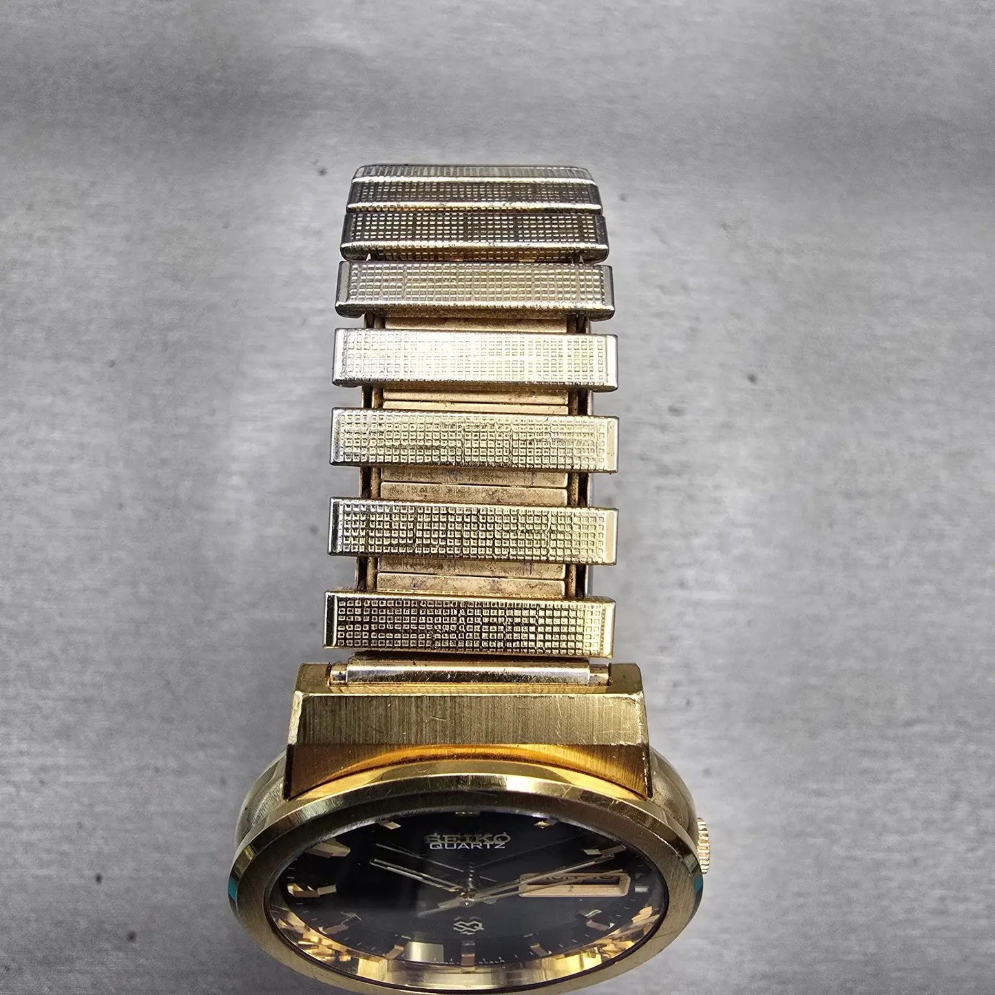 Seiko SQ Watch Men 35mm Black Dial Gold Tone Daydate 7123-8030 New Battery VTG4