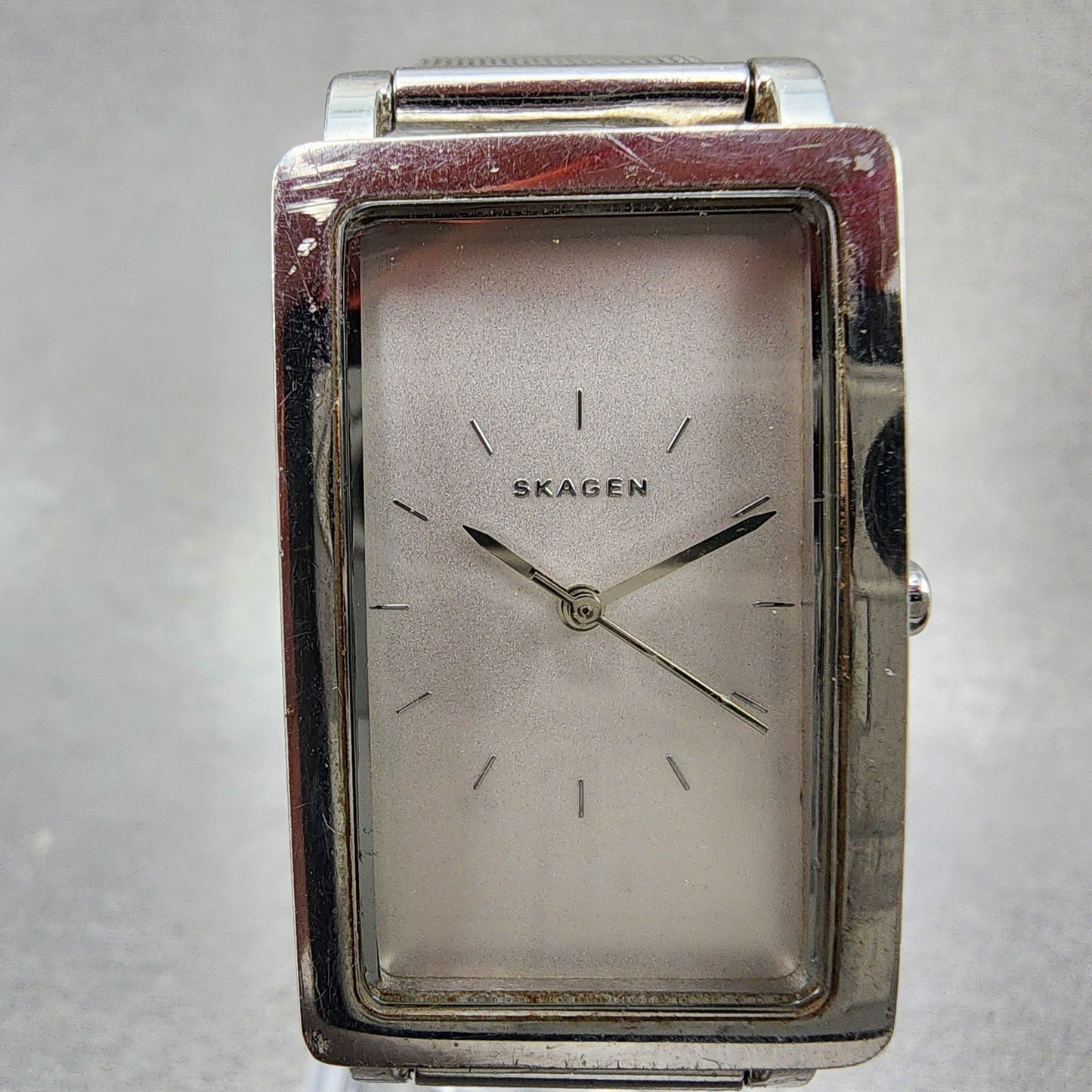 Skagen Hagen Tank Watch Women 22mm Silver Dial Silver Tone Rectangle New Batt1