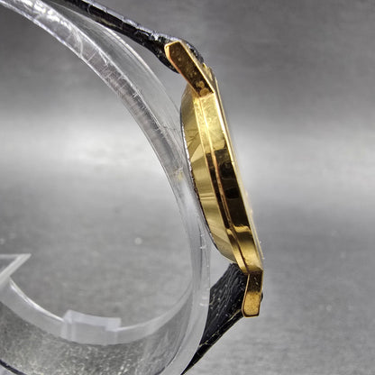 Movado Museum Watch Women 25mm Black Dial Gold Tone Round 87.A1.832 New Batt GHV3