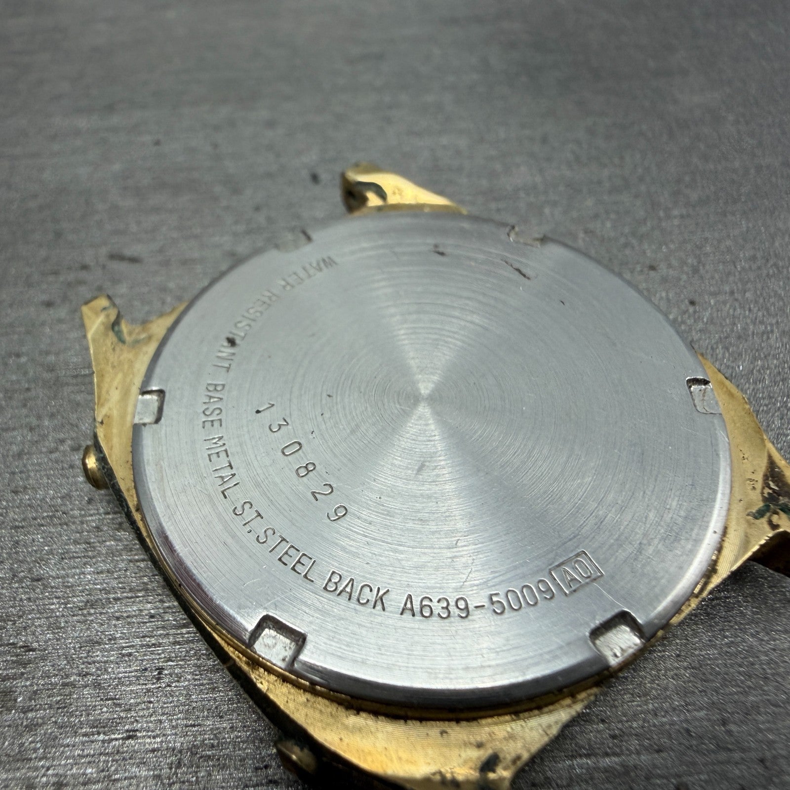 Seiko Digital Watch Men 33mm LCD Gold Tone alarm Chrono A639-5009 New battery5