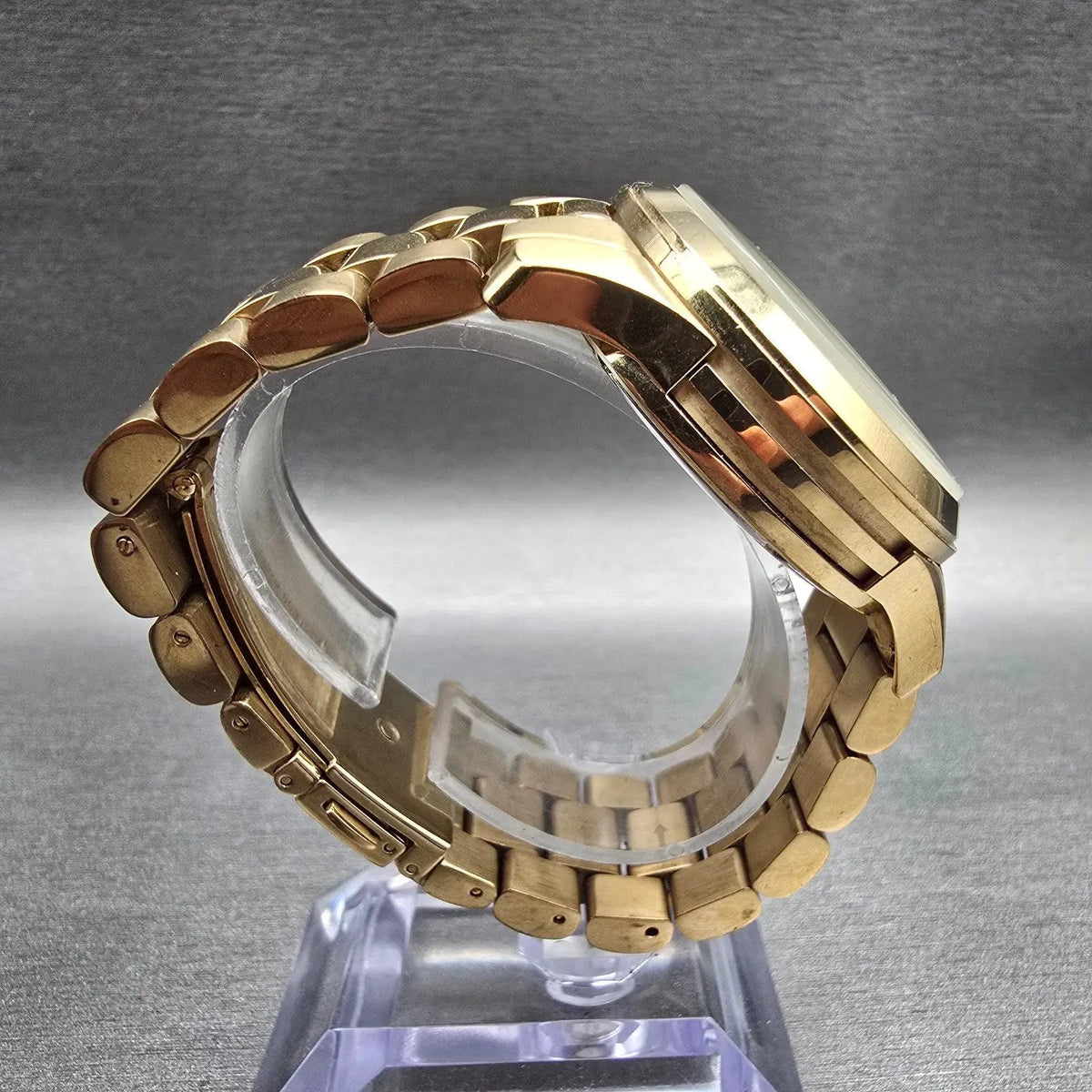 Michael Kors Runway Watch Women 37mm Gold Dial Gold Tone Chrono MK5055 New Batt38