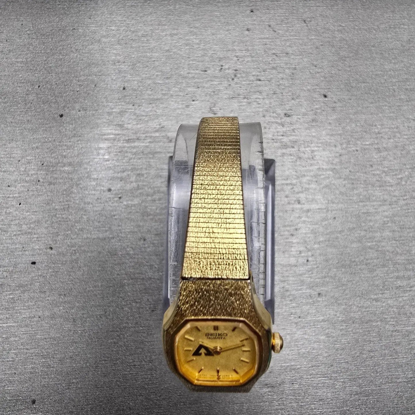 Seiko Watch Women 16mm Gold Dial Gold Tone Oval 1N00-5B29 New Battery Vintage4