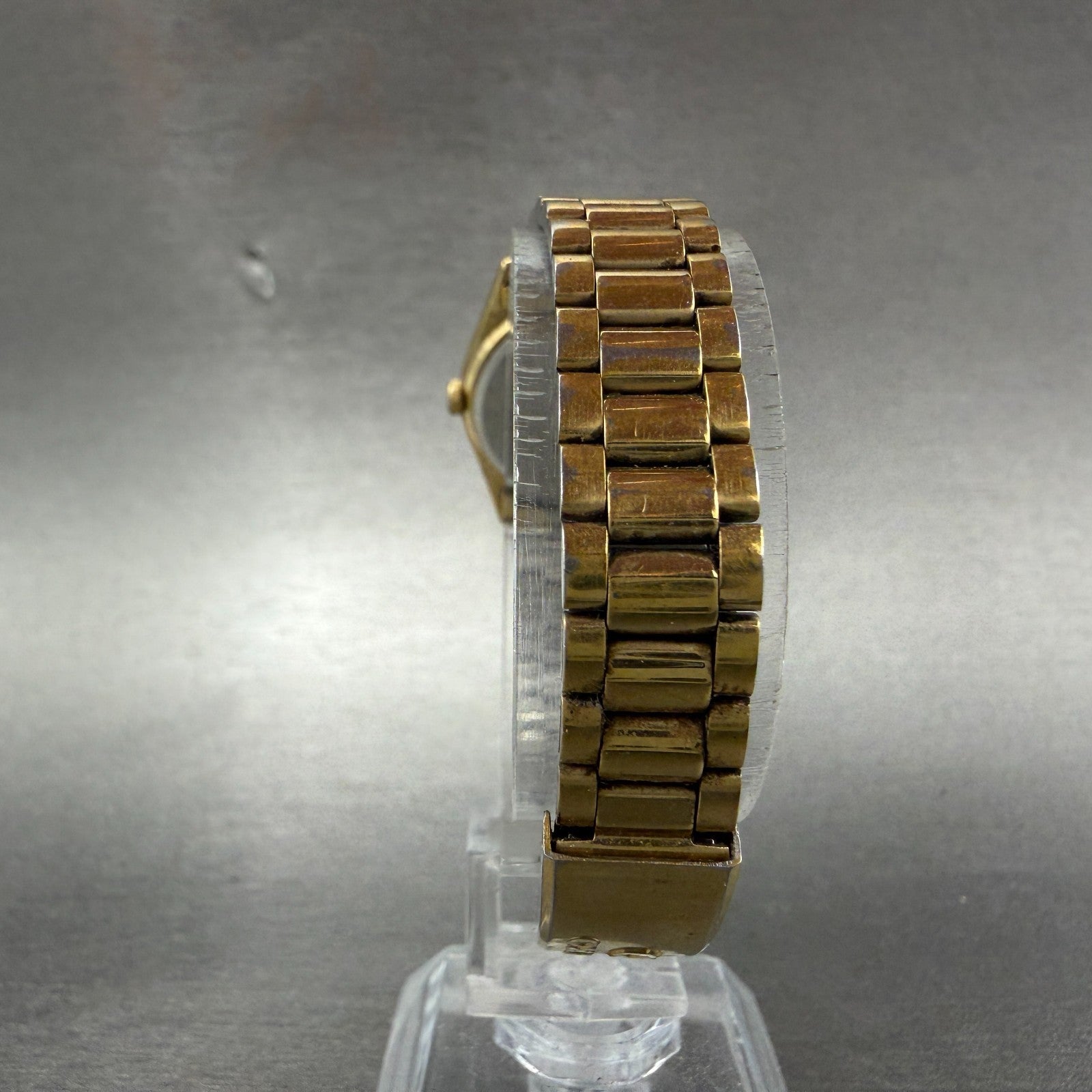 Seiko SQ Watch Women 24mm Champagne Dial Gold Tone Daydate 2a23-0030 New BattLPA7