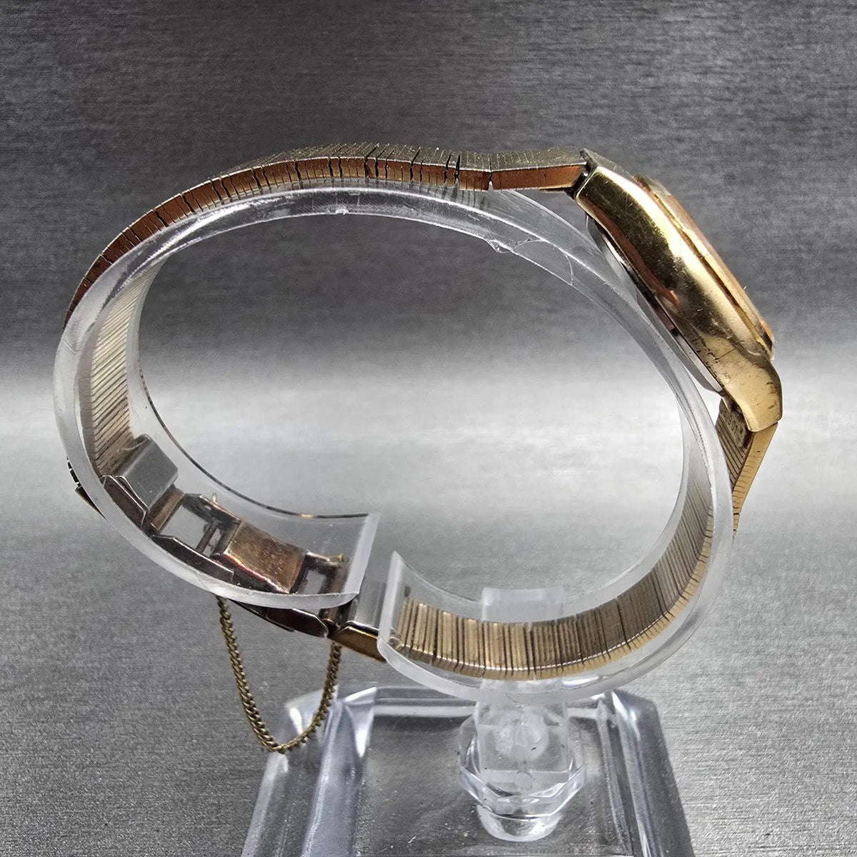 Seiko SQ Watch Women 23mm Gold Dial Gold Tone Daydate 3423-5079 New Battery8