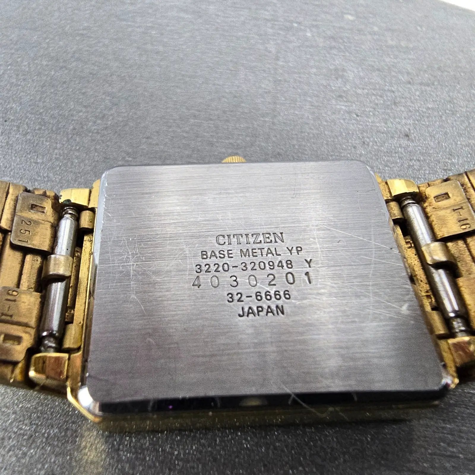 Citizen CQ Tank Watch Men 24mm Champagne Dial Gold Tone 3220-320948 New Battery9
