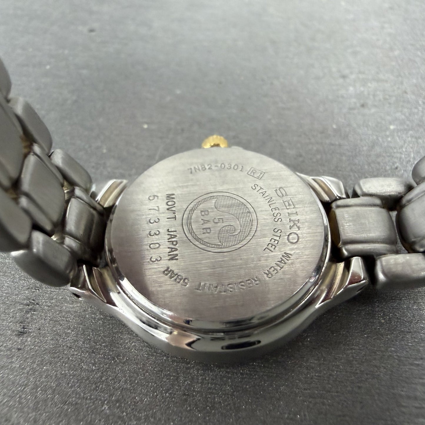 Seiko SQ 50 Watch Women 25mm White Dial Two Tone Date 7N820301 New Battery ABC9