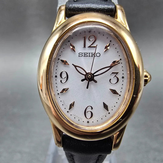 Seiko Lukia Solar Watch Women 20mm White Dial Rose Gold Oval V117-0CR0 Runs0