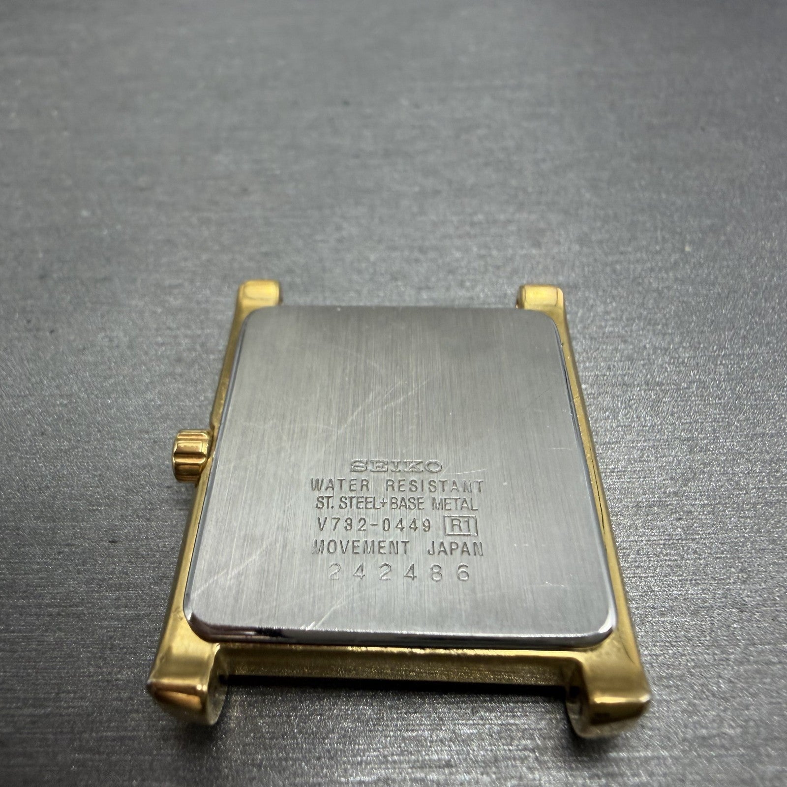 Seiko Tank Watch Men 28mm White Dial Gold Tone Rectangle Date V732-0449 PARTS8