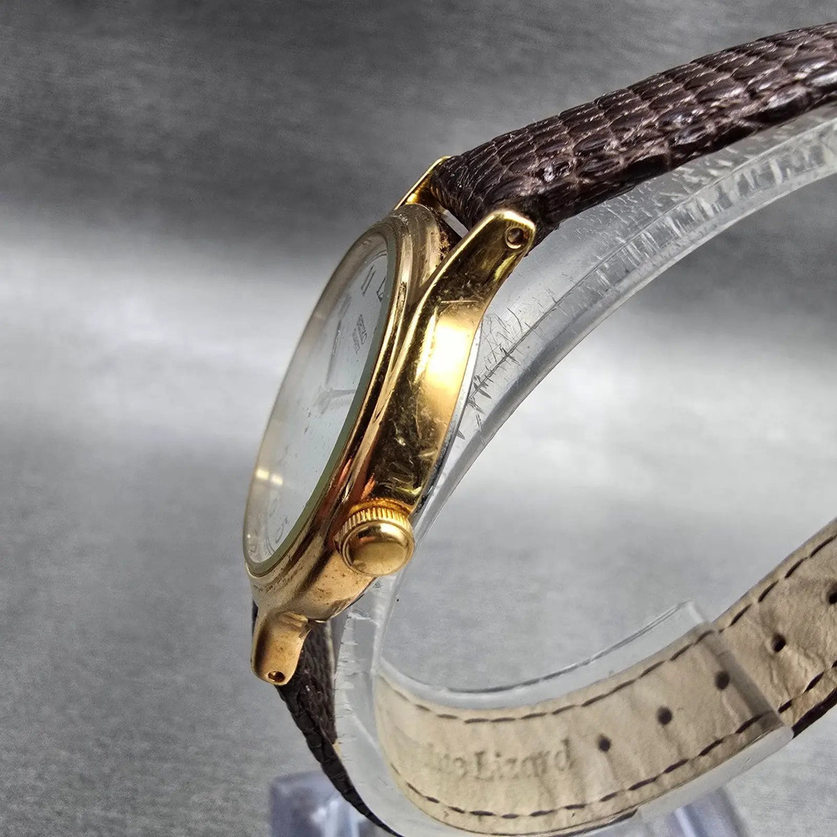 Seiko Watch Women 26mm White Dial Gold Tone Round V700-6091 New Battery Vintage2