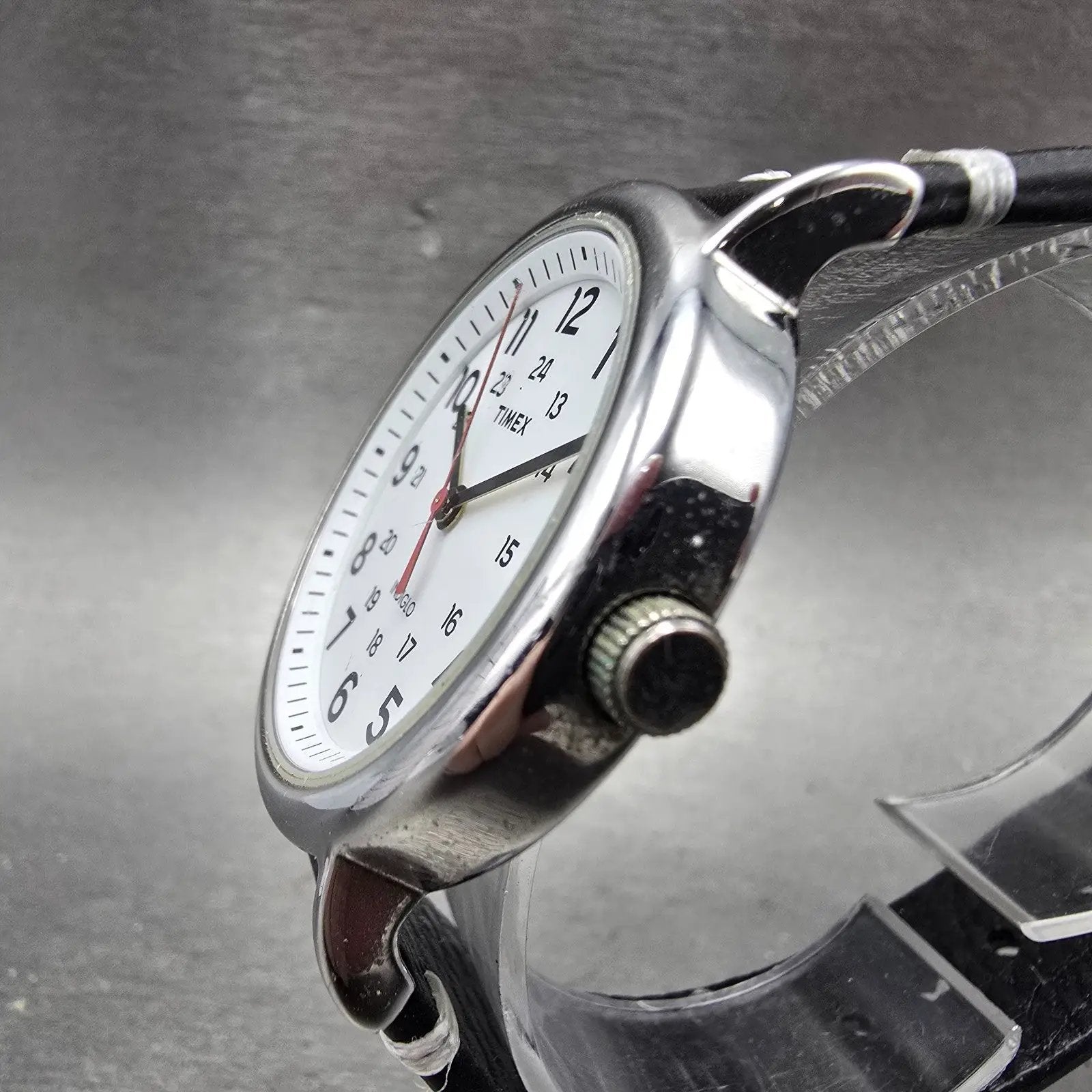 Timex Weekender Watch Men 38mm White Dial Silver Tone Round New Battery JWSD2