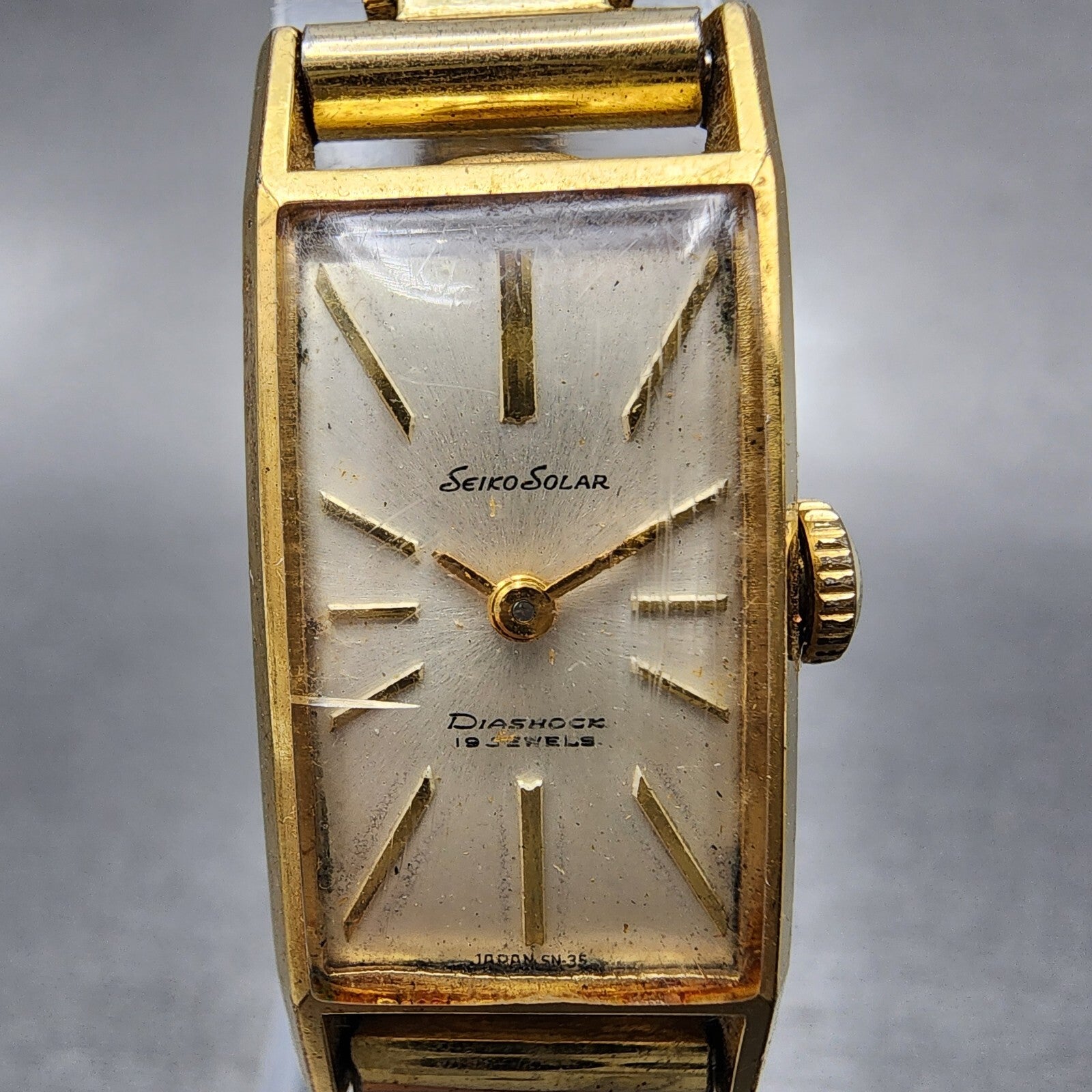 Seiko Solar Tank Watch Women 15mm White Dial Gold Tone Manual Wind 608 Runs1