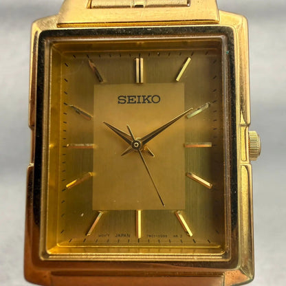 48304700