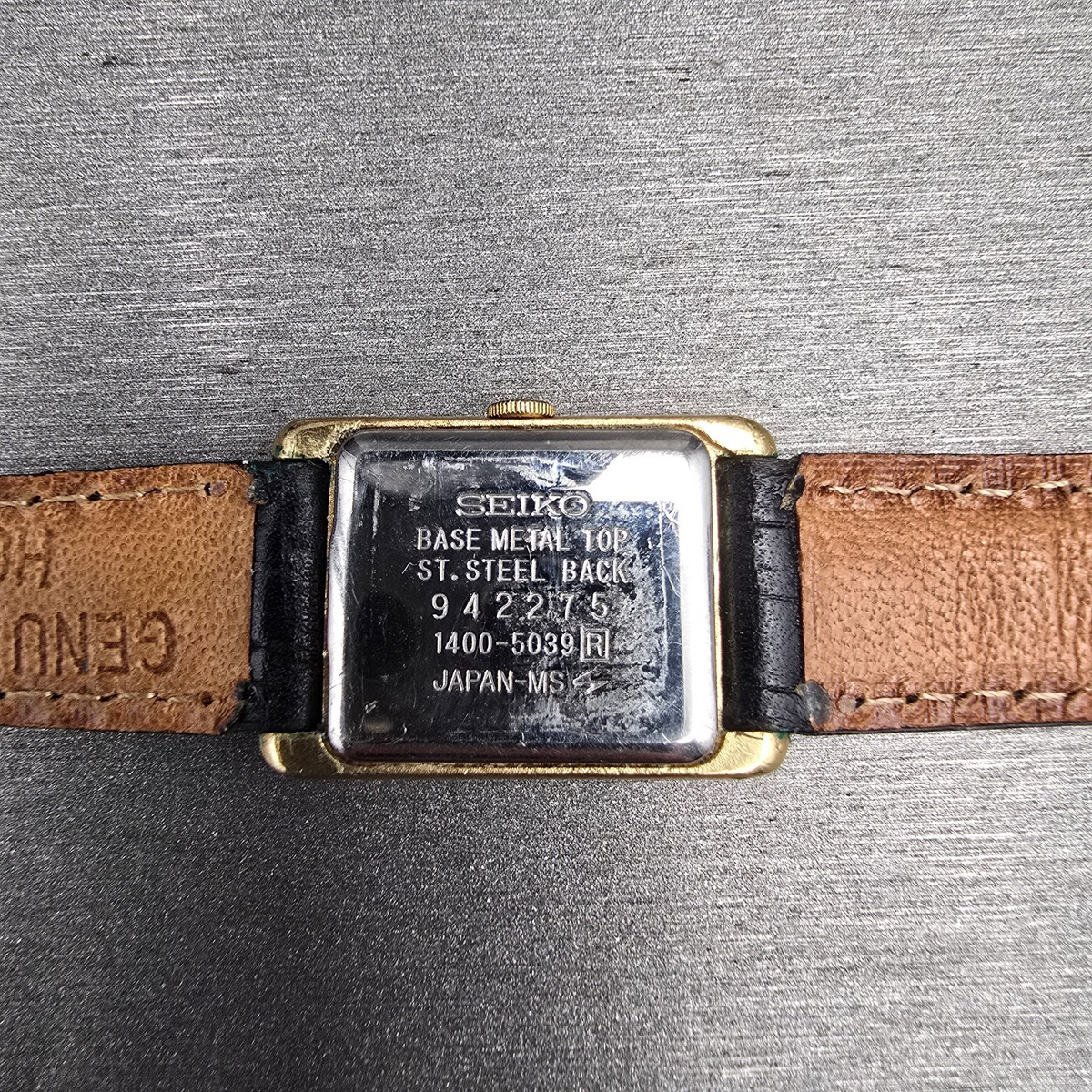 Seiko Tank Watch Women 18mm Gold Dial Gold Tone Rectangle 1400-5039 New Batt JP510