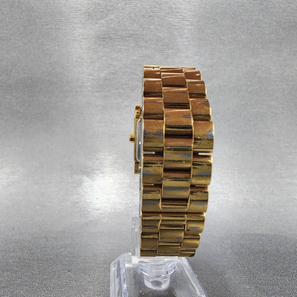 Coach Tank Watch Women 20mm White Dial Gold Tone Rectangle W015 New Battery7