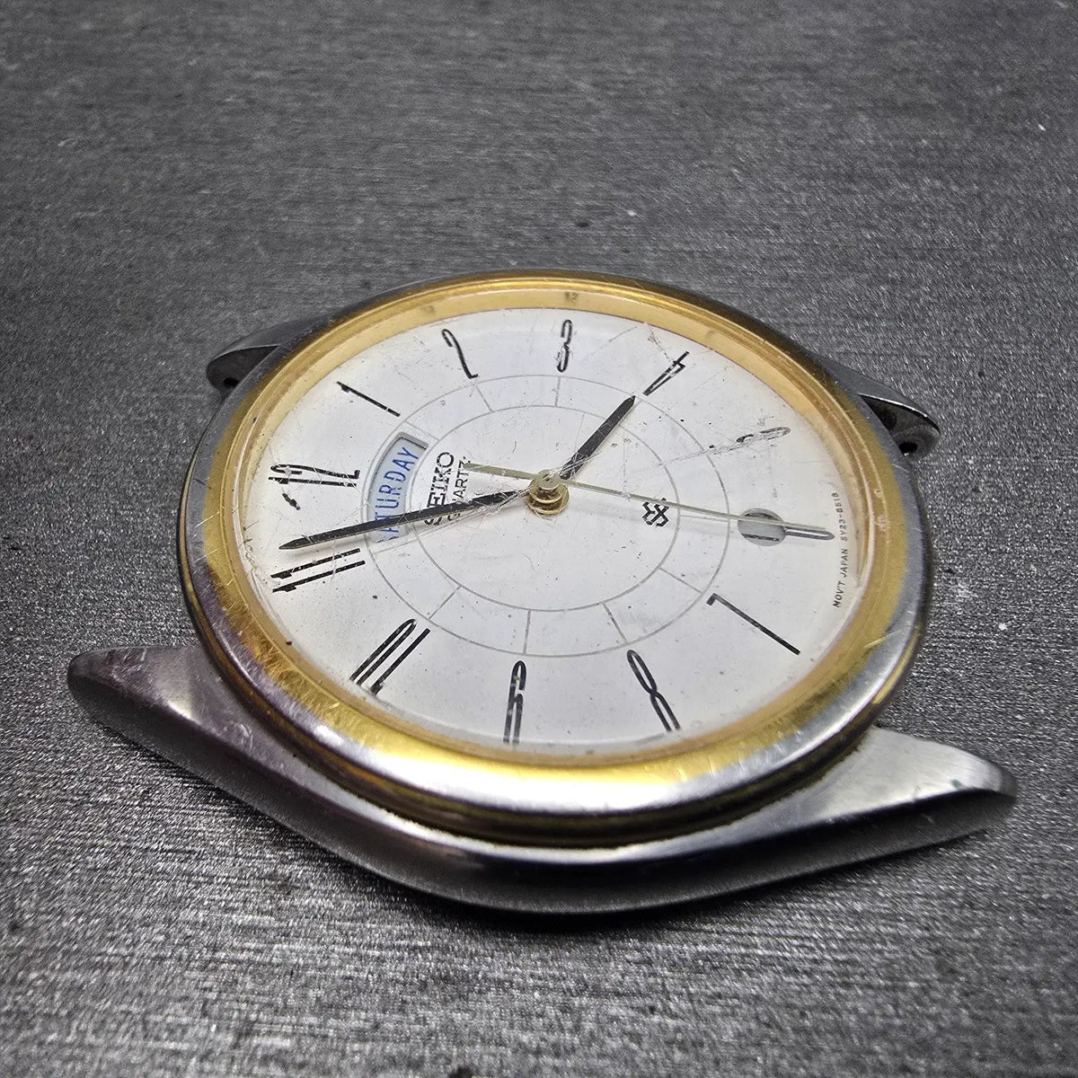 Seiko SQ Watch Men 36mm White Dial Two Tone Daydate Round 5Y23-8289 PARTS4