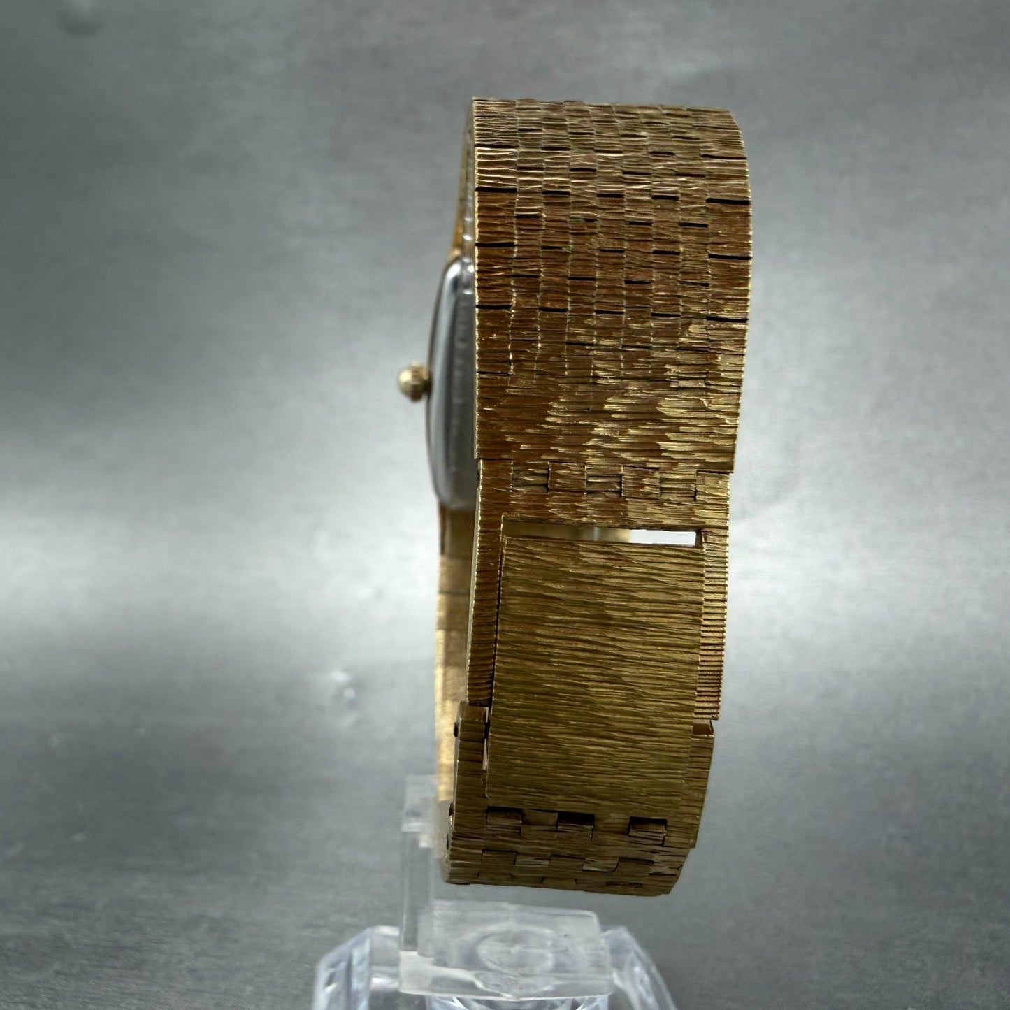Wittnauer Watch Women 24mm Gold Dial Gold Tone Oval Diamond Markers New Battery7