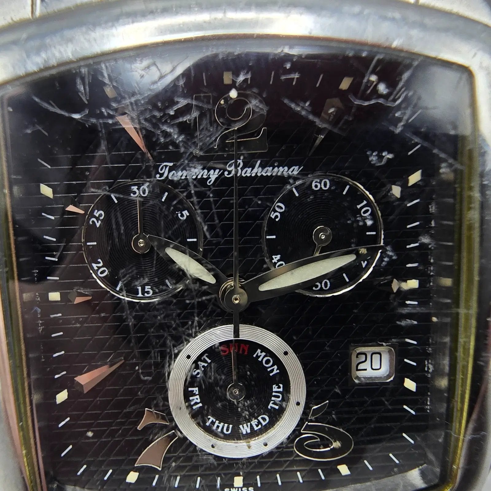 Tommy Bahama Chronograph Watch Men 38mm Black Dial Steel Daydate TB1045 NewBat F1