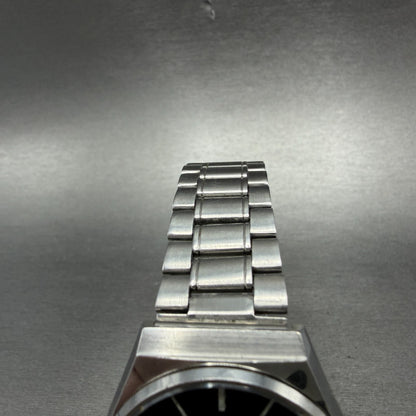 Citizen CQ Watch Men 35mm Black Dial Silver Tone Daydate Round 4-213581 PARTS5