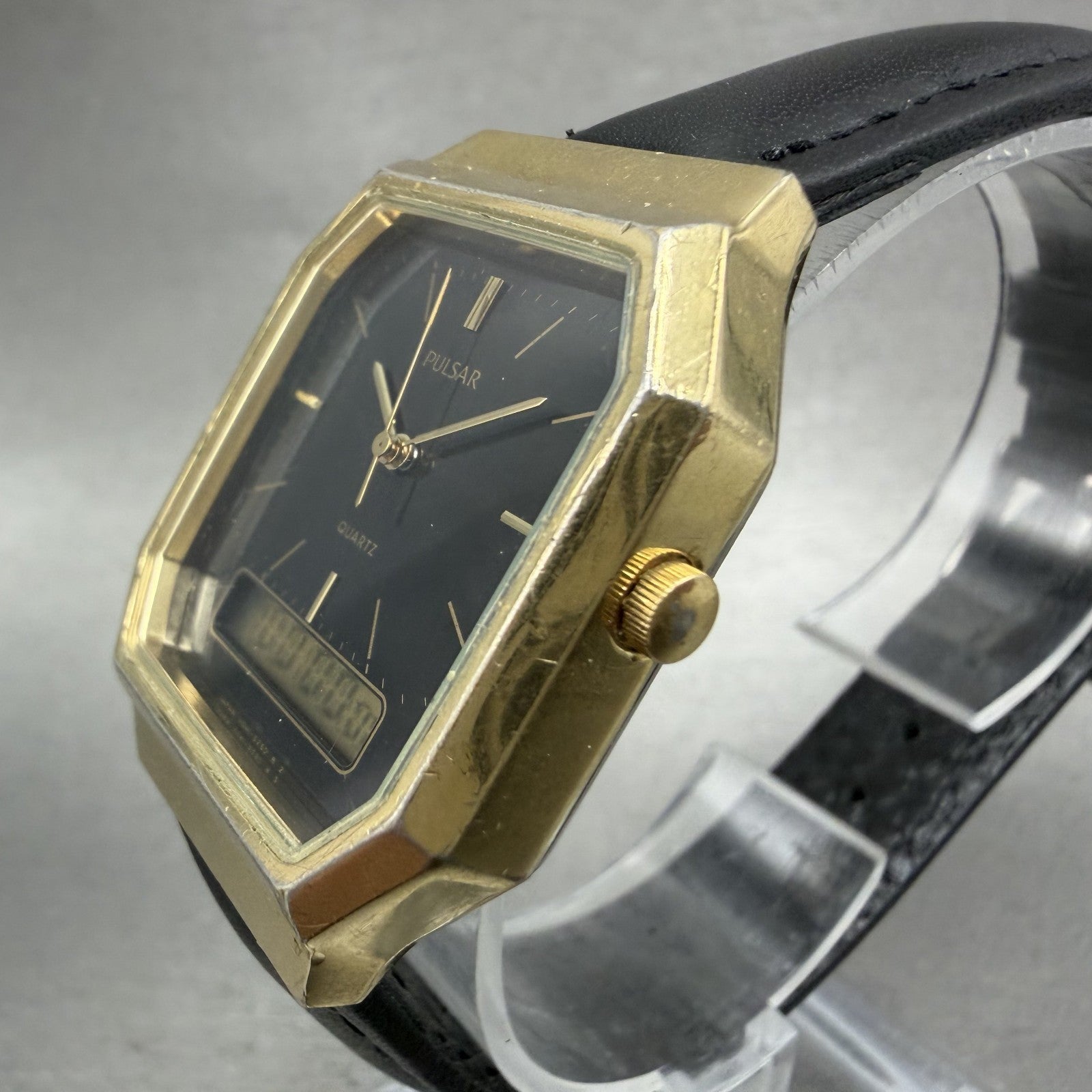 Pulsar Analog Digital Watch Men 29mm Black Dial Gold Octagon V0415180 New Batt2
