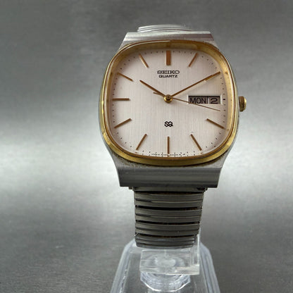 Seiko SQ Watch Men 32mm Silver Dial Two Tone Daydate Rectangle 7123-5100 PARTS6