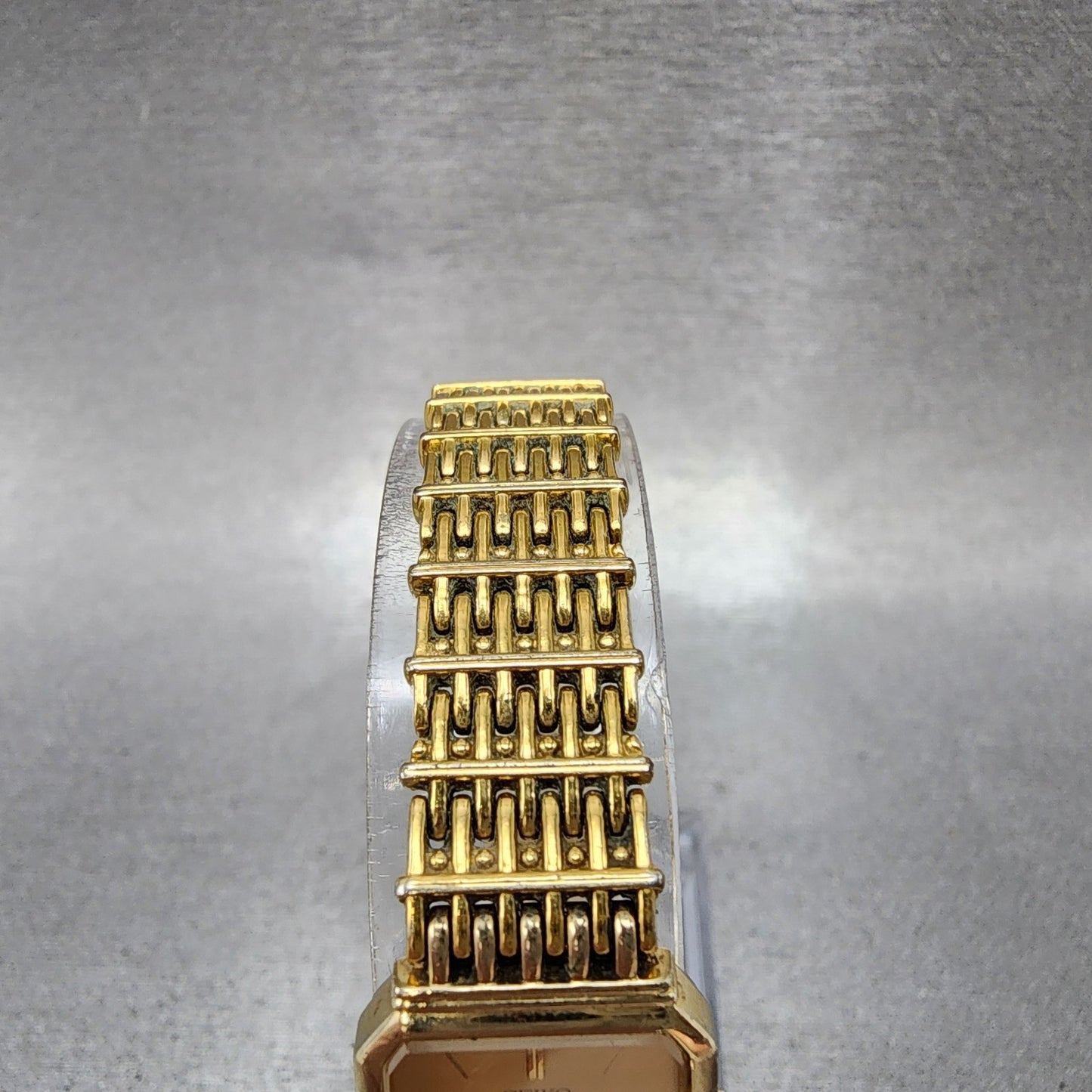 Seiko Tank Watch Women 16mm Champagne Dial Gold Tone 2c205449 New Battery4