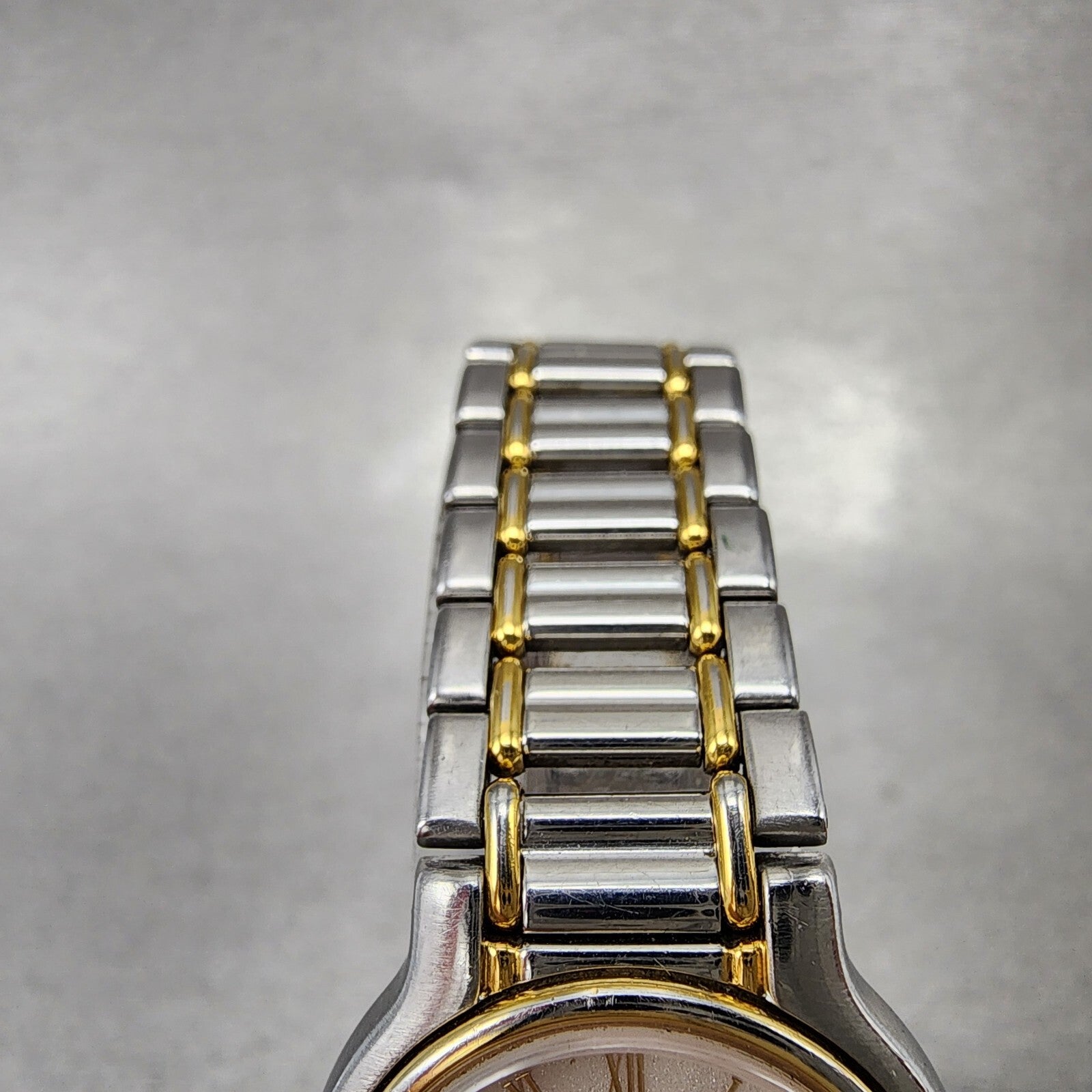Seiko Exceline Watch Women 23mm White Dial Two Tone 12210190 New Battery4
