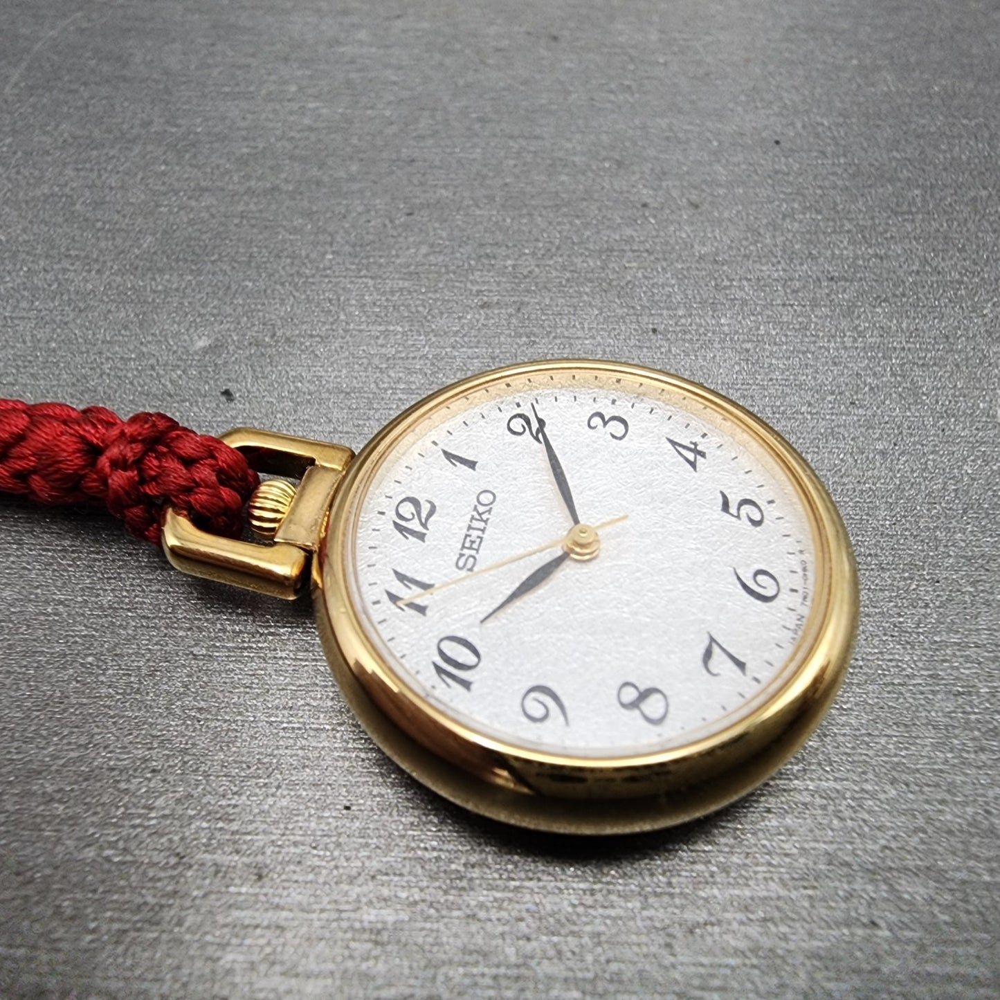 Seiko Pocket Watch Women 27mm Silver Dial Gold Tone ccccc New Battery5