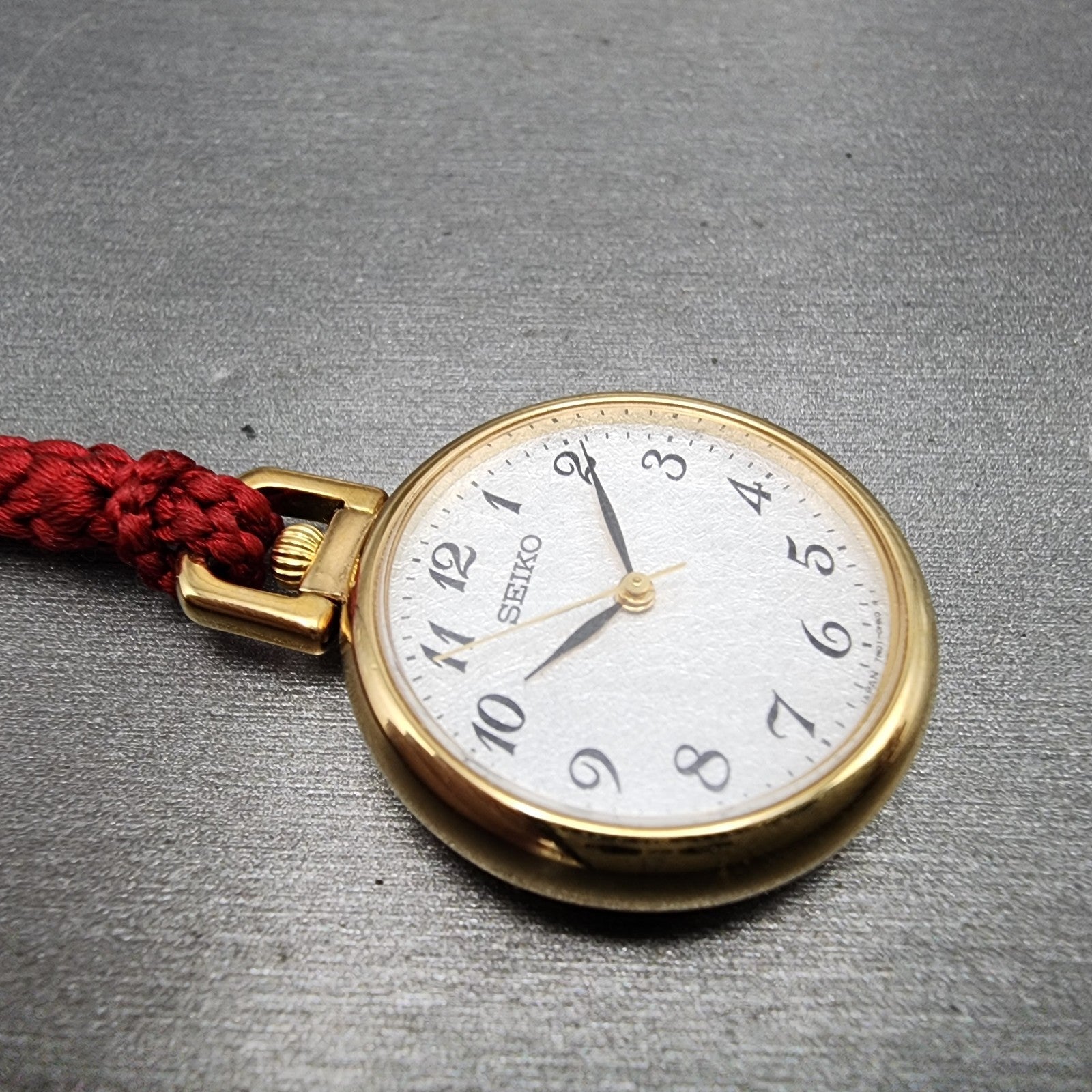 Seiko Pocket Watch Women 27mm Silver Dial Gold Tone ccccc New Battery5