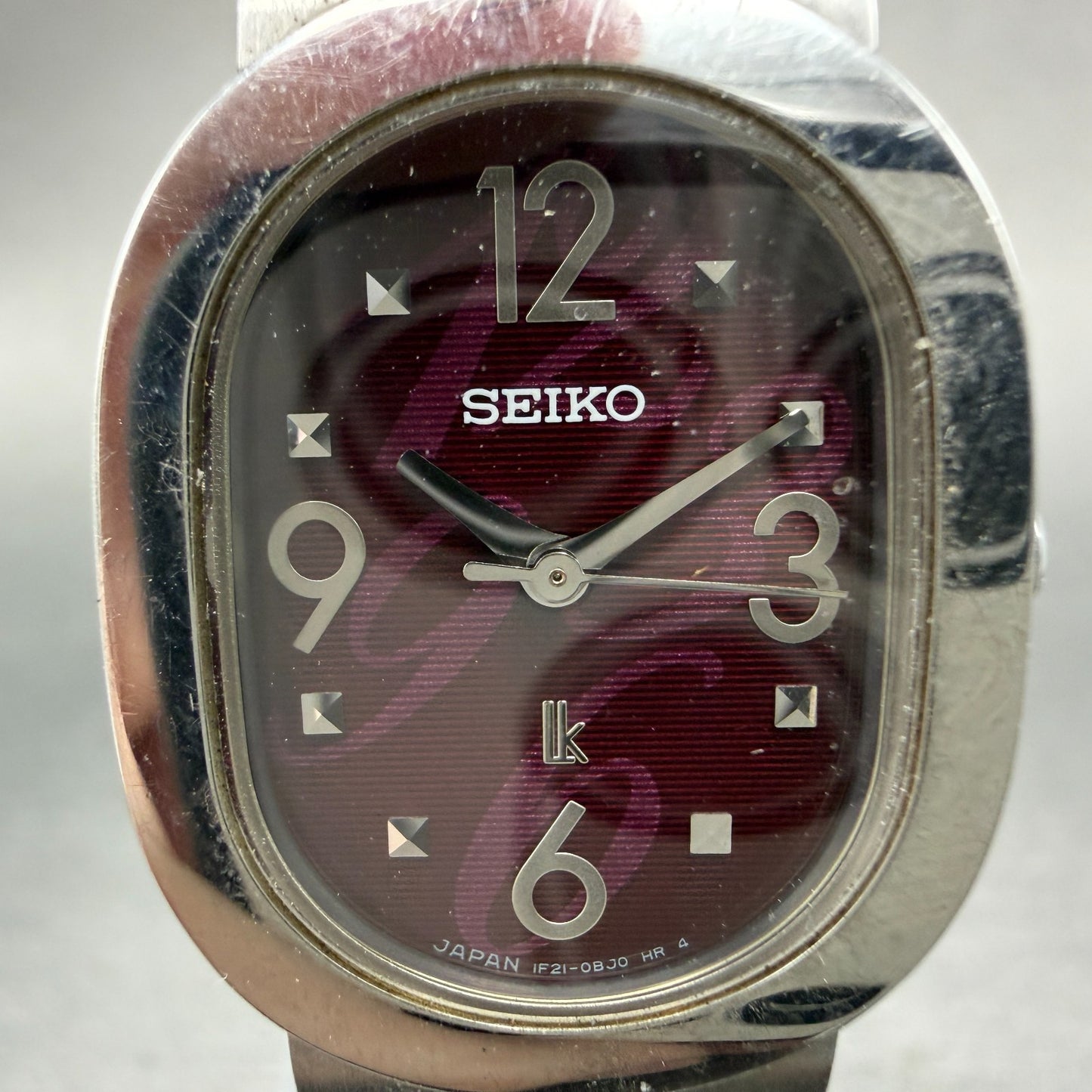 Seiko Lukia Watch Women 21mm Red Dial Silver Tone Oval 1F21-0AZ0 New Battery1