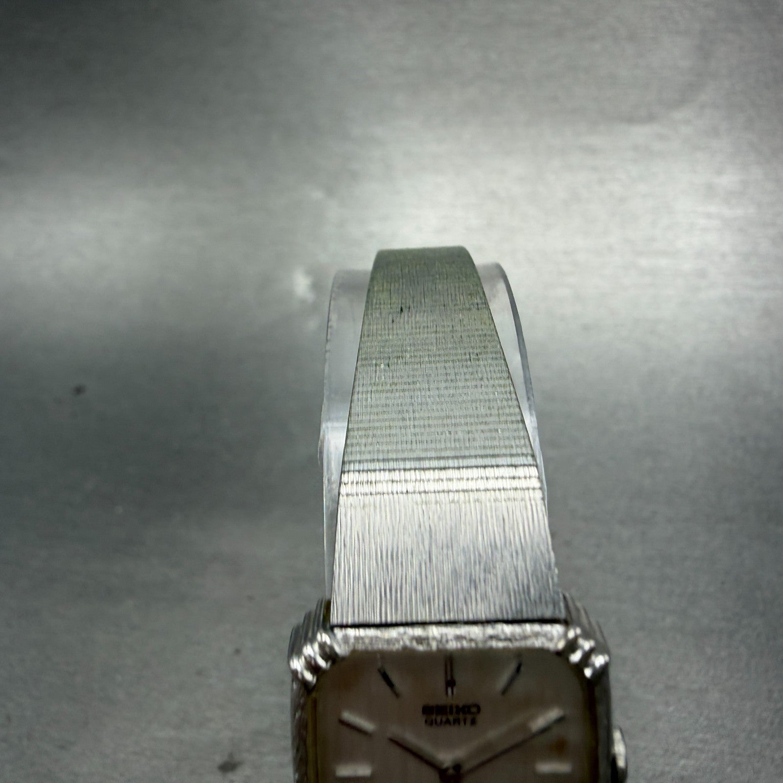 Seiko Watch Women 20mm Silver Dial Silver Tone Square 1400-5480 New Battery4