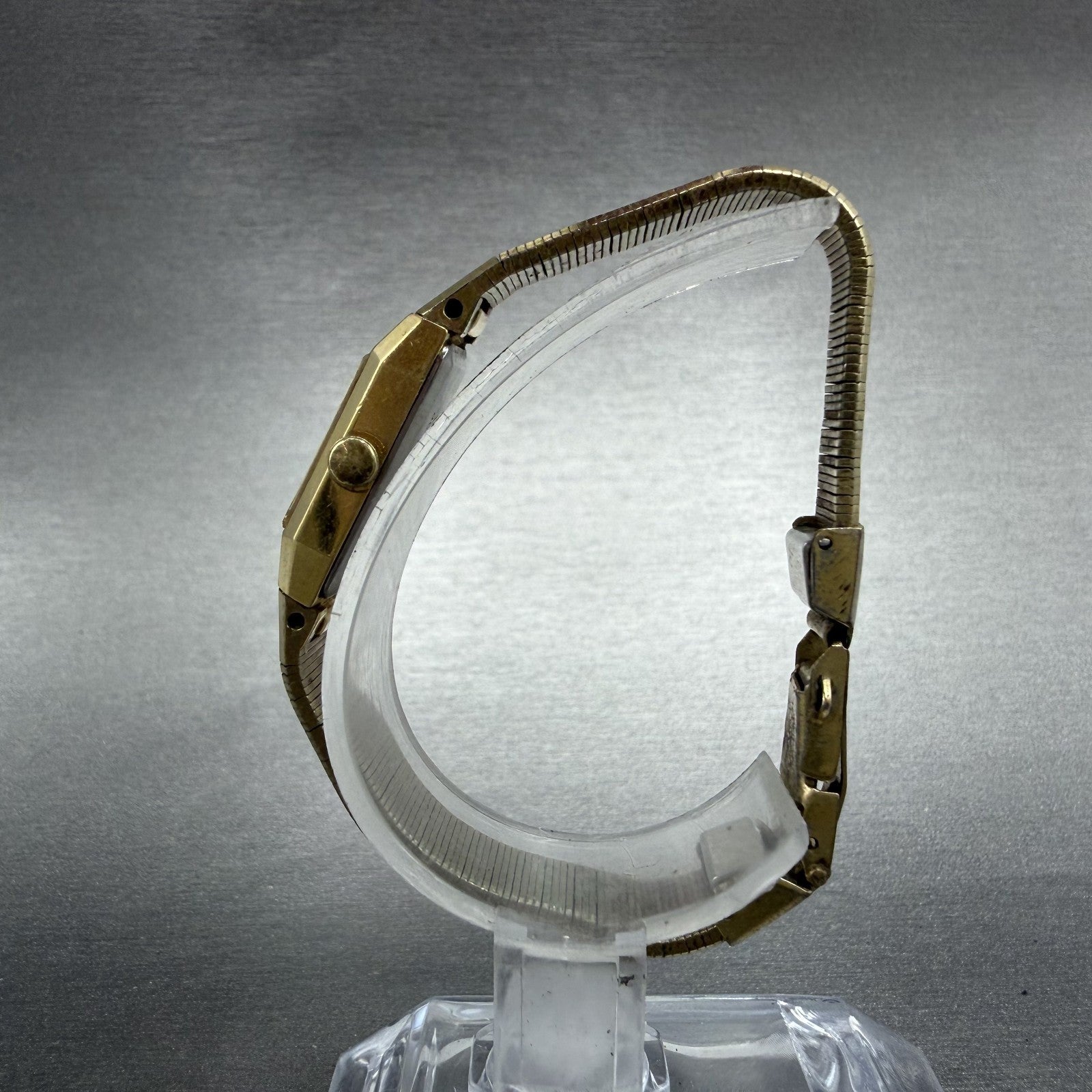 Seiko Watch Women 12mm Gold Dial Gold Tone Rectangle 1320-5049 New Battery VTG6