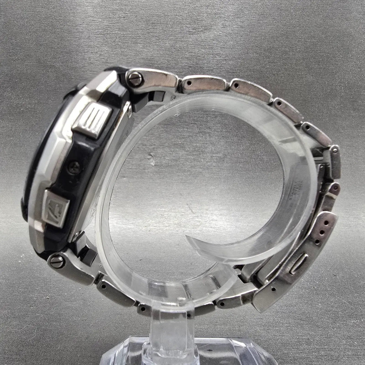 Casio G-Shock MTG-1200 Watch Men 47mm Black Dial Black Silver Date Round Works6