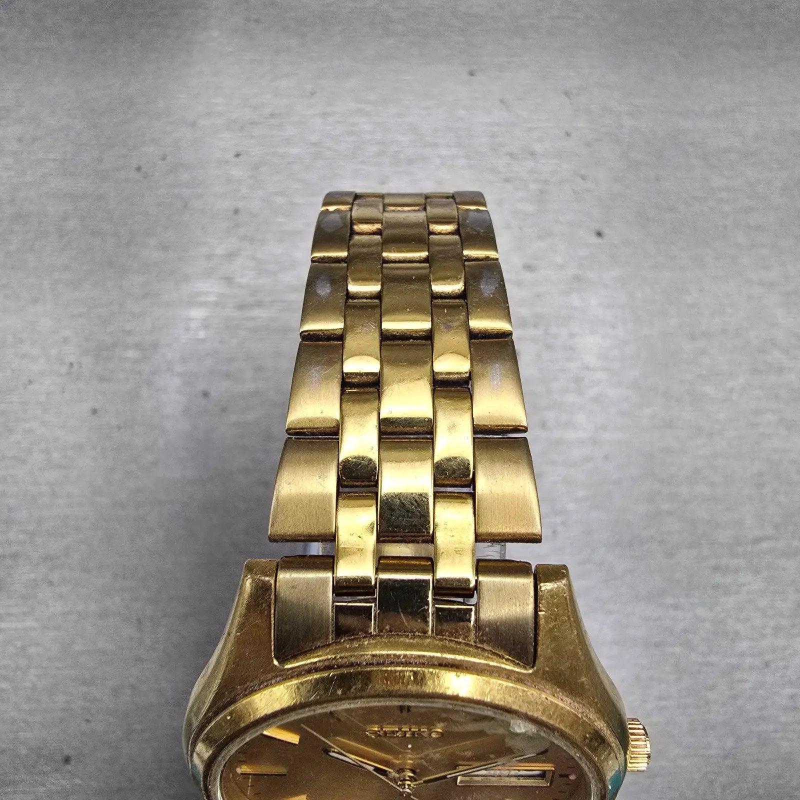 Seiko Watch Men 37mm Gold Dial Gold Tone Daydate Round 7N43-9048 New Battery VTG4