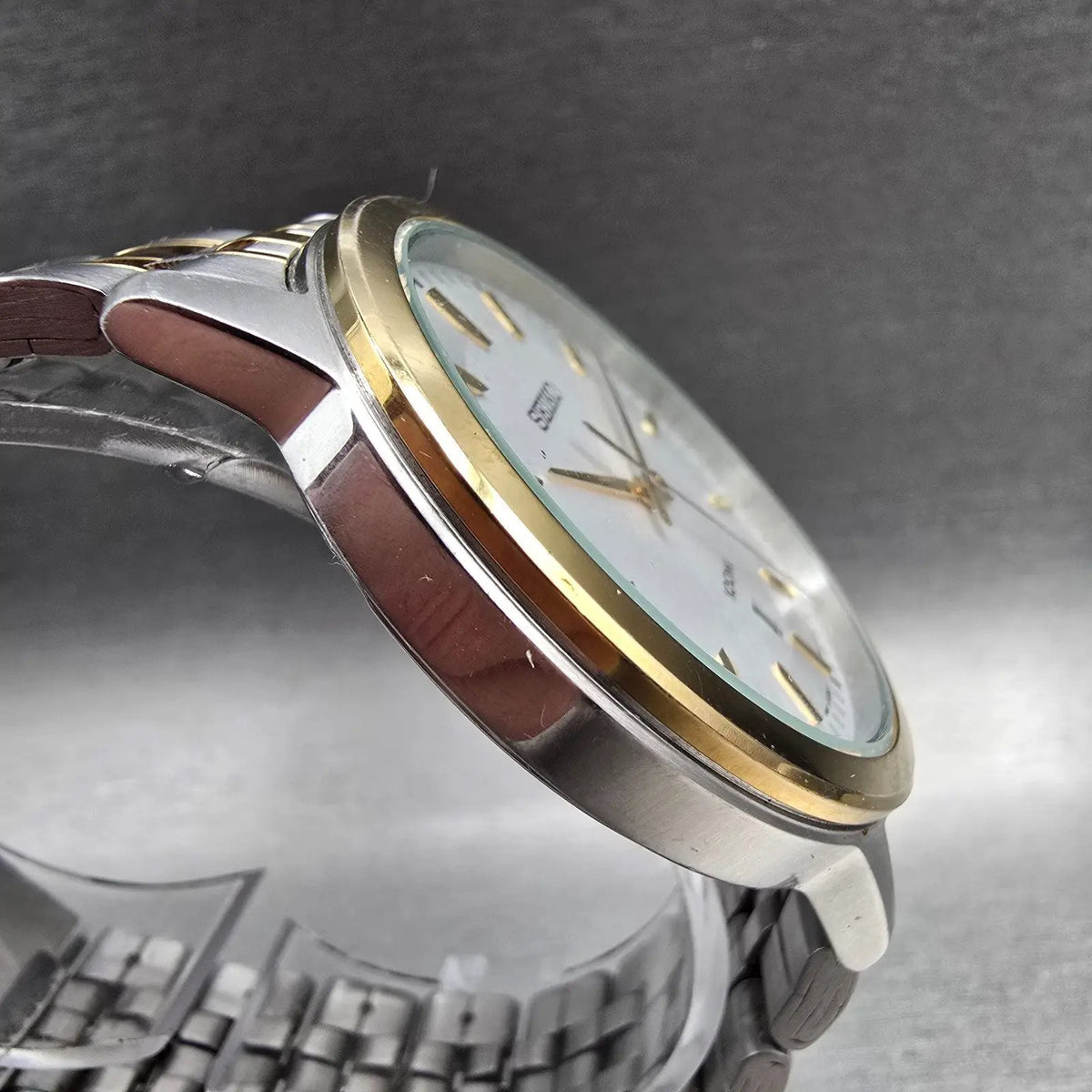 Seiko Watch Men 41mm Silver Dial Two Tone Date Round 6N42-00A0 New Battery3