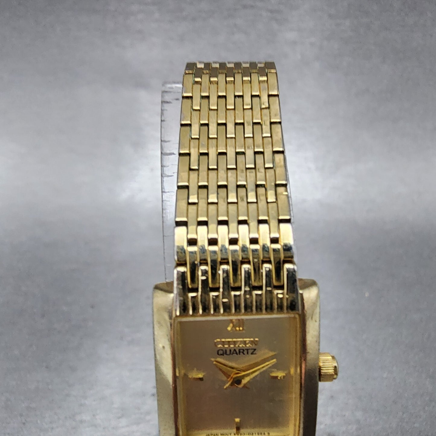 Citizen Tank Watch Women 17mm Champagne Dial Gold Tone Rectangle New Battery4