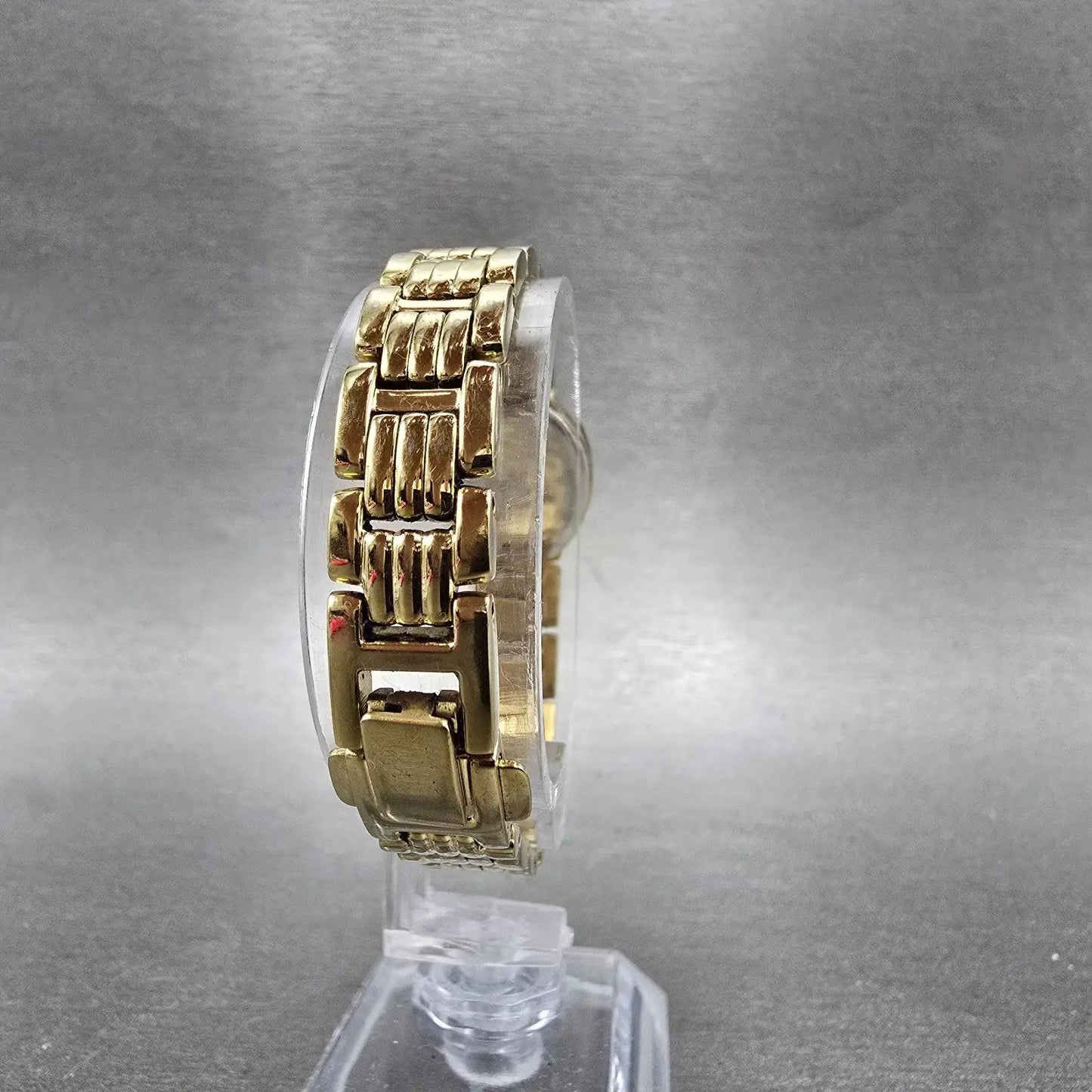 Citizen Eco-Drive Watch Women 18mm MOP Dial Gold tone Oval B023-S019206 Runs8