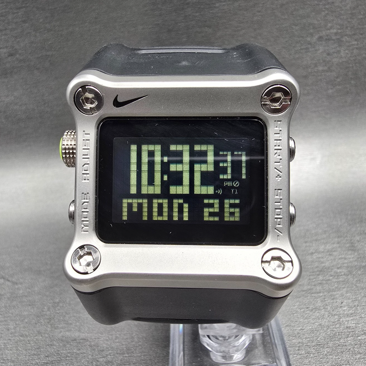 Nike Hammer Digital Watch Men 40mm Silver Black Chrono WC0021 New Battery0